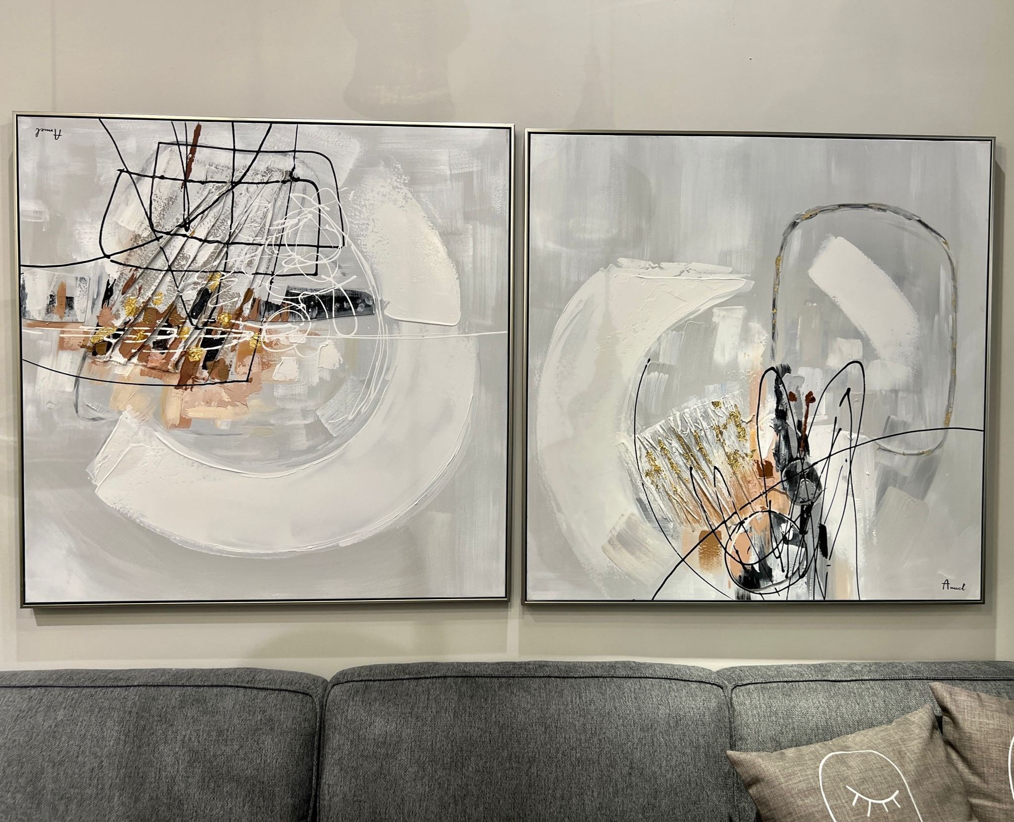 תמונת שמן עבודת יד רקע בהיר בשילוב הדפסה אנאל עם מסגרת 100/100