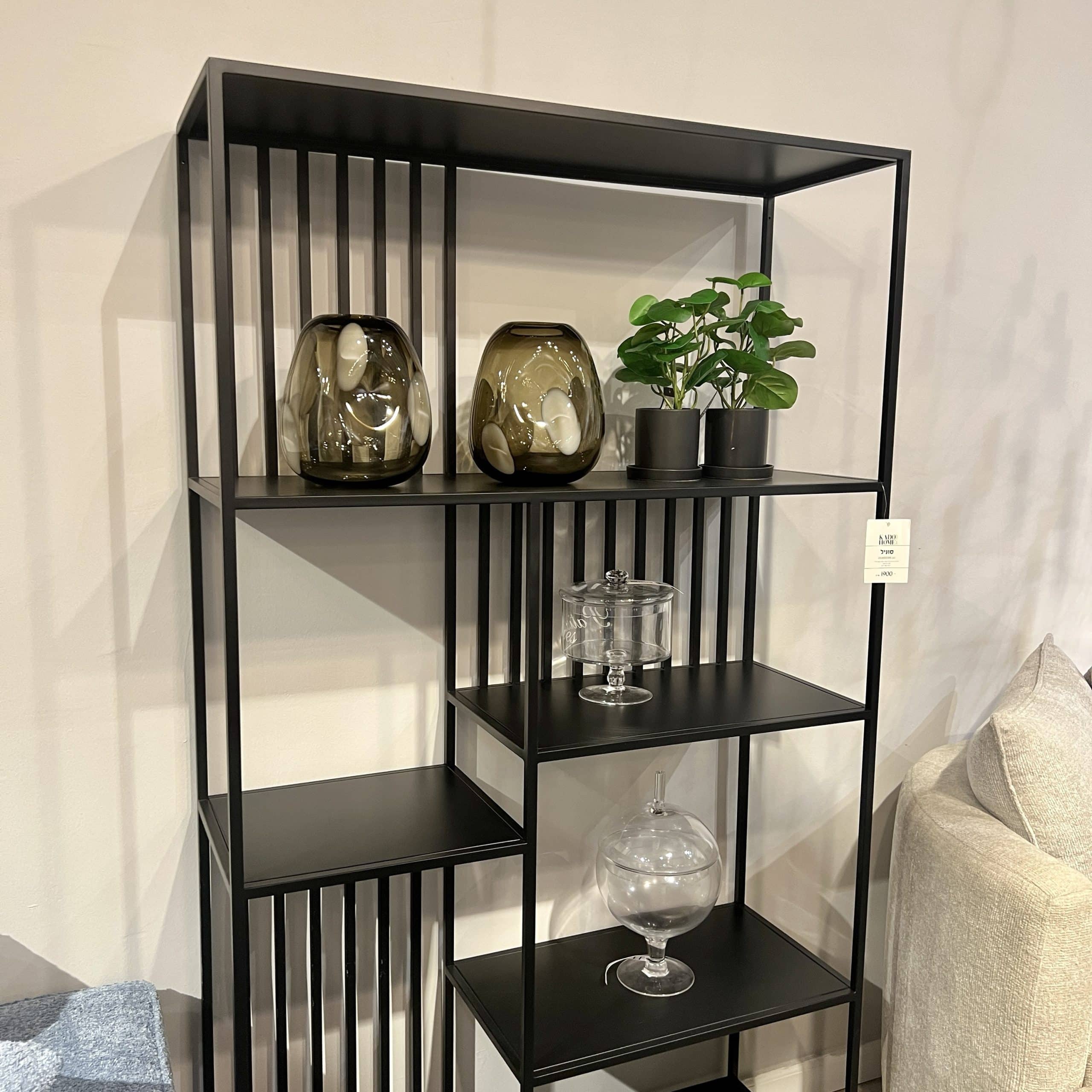 יחידת מדפים - ספריה מעוצבת ברזל שחור פסים דגם סוניל - אחרונה מתצוגה! יחידת מדפים - ספריה מעוצבת ברזל שחור פסים דגם סוניל - אחרונה מתצוגה!