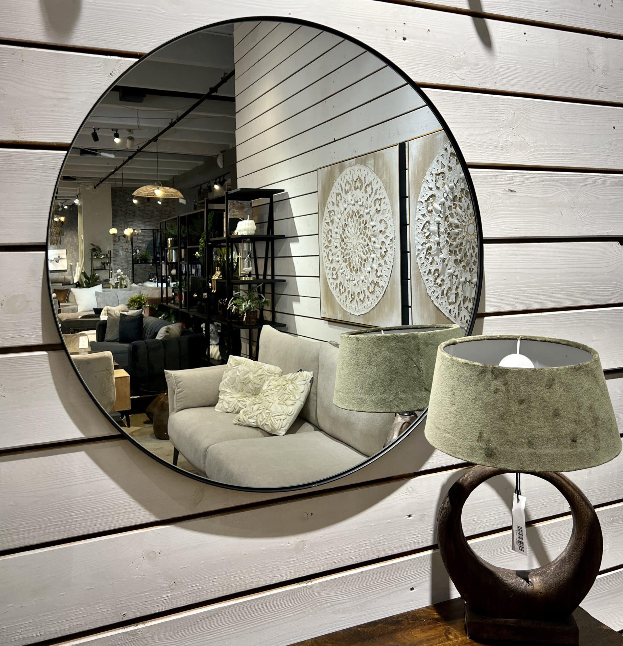 מראה עגולה מסגרת שחורה קוטר 70 דגם אליס מראה עגולה מסגרת שחורה קוטר 70 דגם אליס