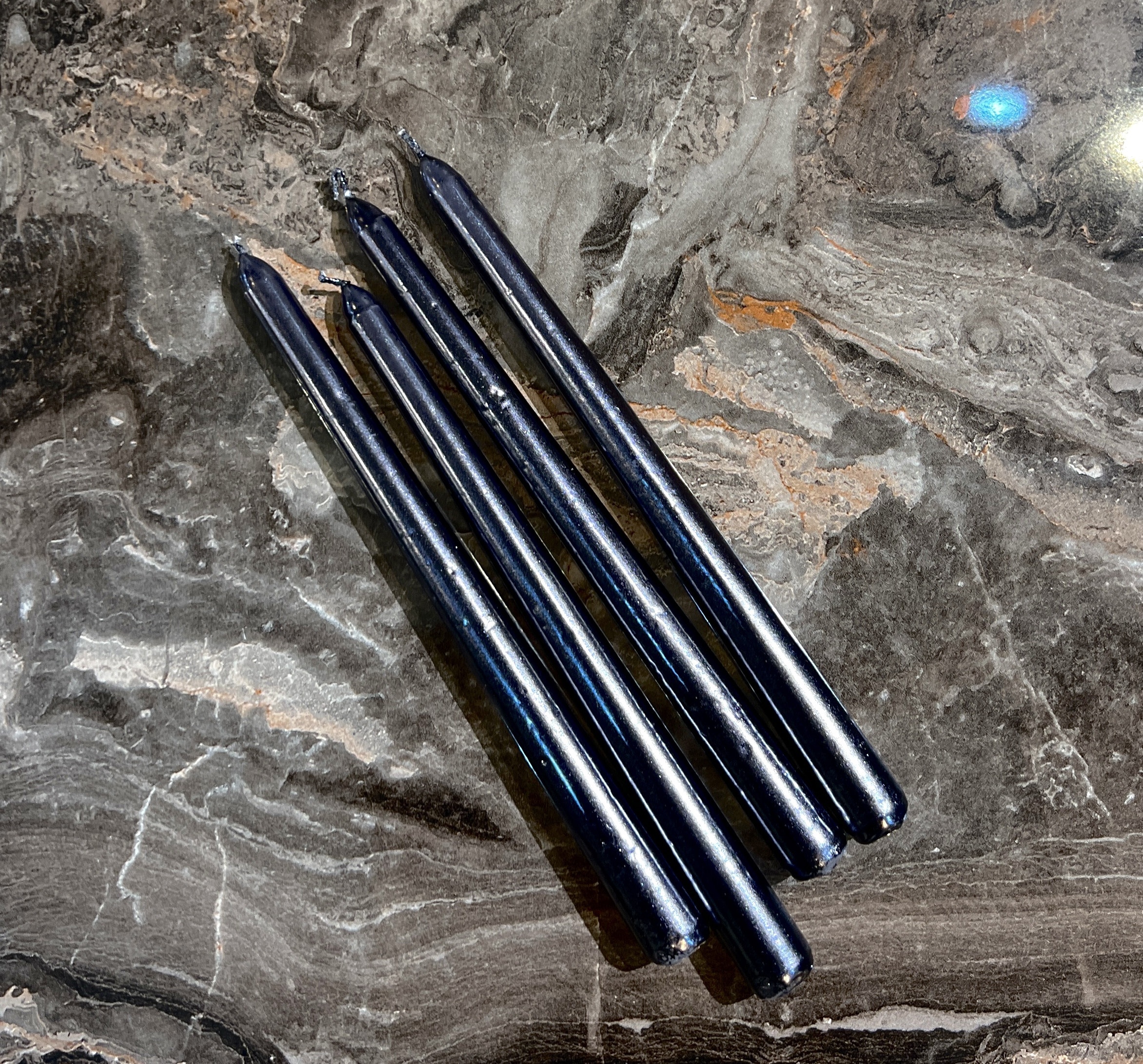 סט 4 נרות דגם אליס גובה 25 ס״מ סט 4 נרות דגם אליס גובה 25 ס״מ