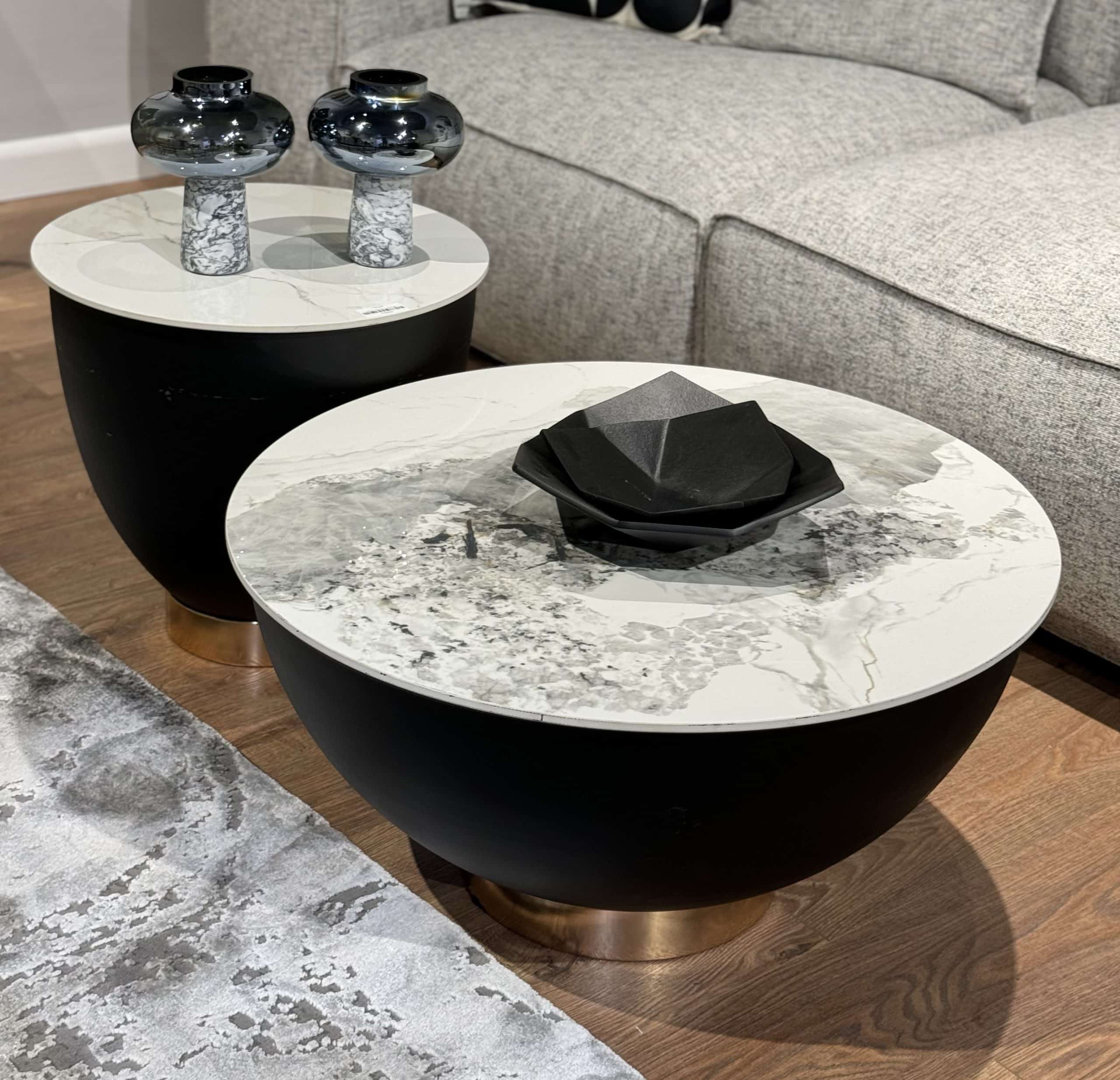 סט שולחנות דגם אוסטריה סט שולחנות דגם אוסטריה