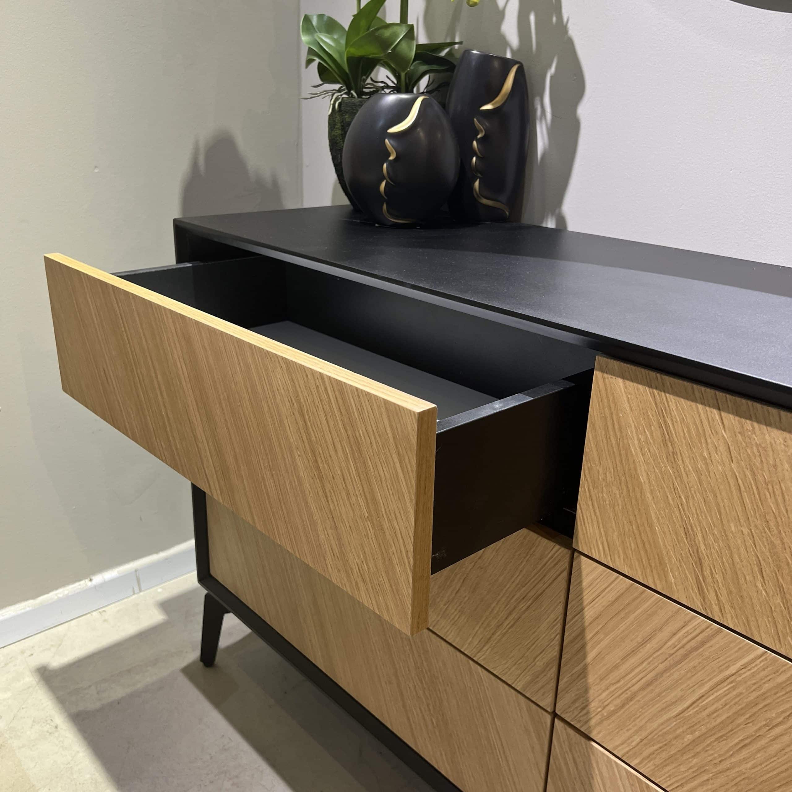 קומודה דגם מרלין בעיצוב אישי