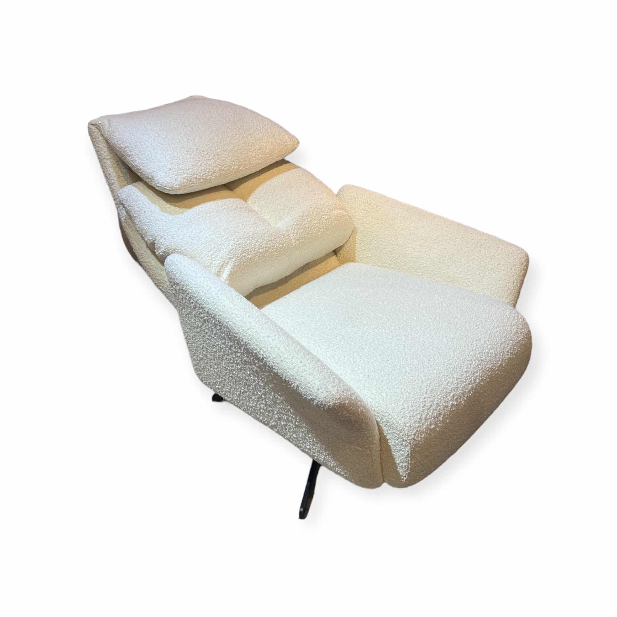 כורסא מעוצבת נפתחת רילקס דגם קימי בד בוקלה שמנת