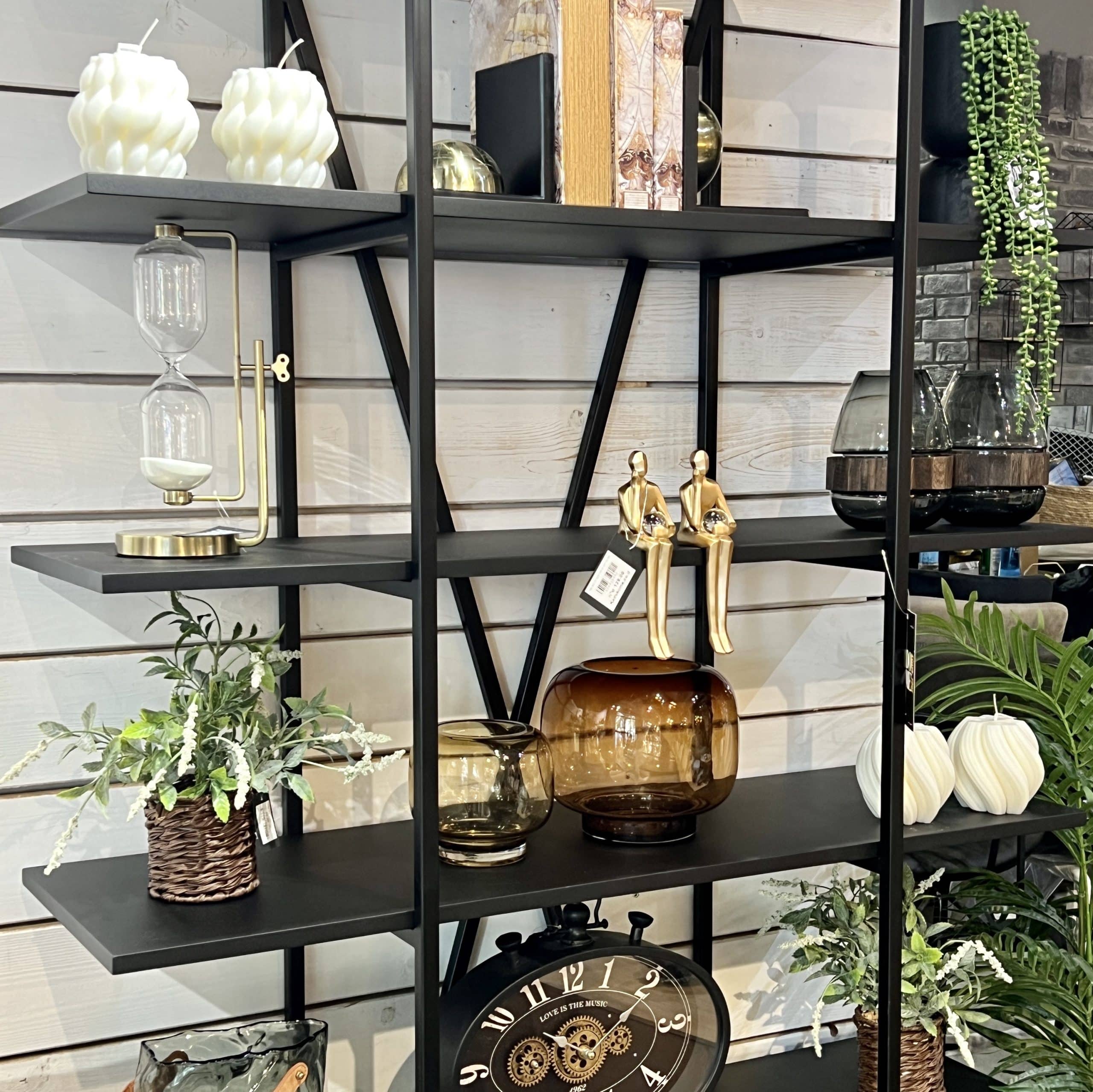 יחידת מדפים דגם בלאק יחידת מדפים דגם בלאק