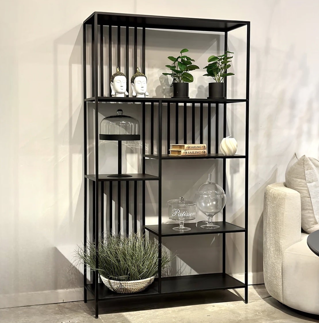 יחידת מדפים - ספריה מעוצבת ברזל שחור פסים דגם סוניל - אחרונה מתצוגה! יחידת מדפים - ספריה מעוצבת ברזל שחור פסים דגם סוניל - אחרונה מתצוגה!