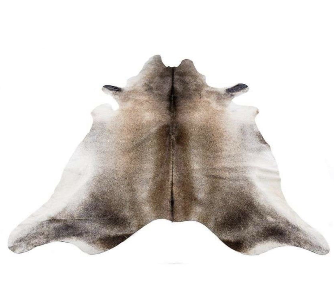שטיח עור פרה טבעי שחור חום