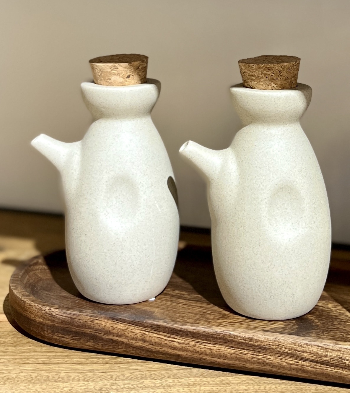 כלי בקבוק קרמיקה פקק שעם דגם אליס כלי בקבוק קרמיקה פקק שעם דגם אליס