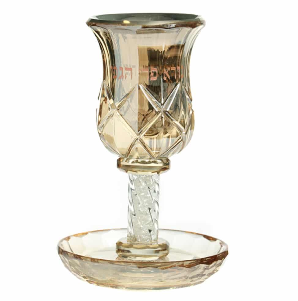 גביע קידוש ותחתית ציפוי זהב גביע קידוש ותחתית ציפוי זהב