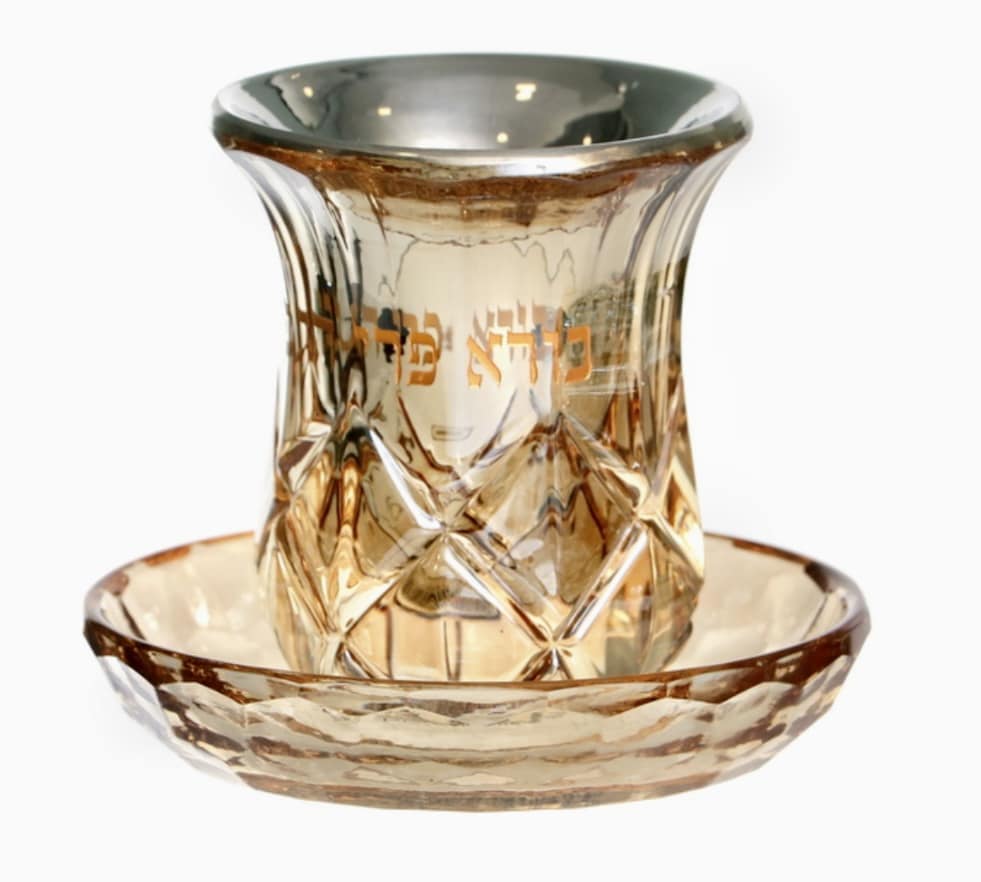 כוס קידוש ותחתית קריסטל ציפוי זהב כוס קידוש ותחתית קריסטל ציפוי זהב