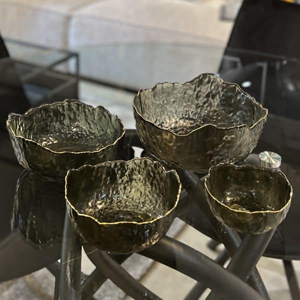 קערה זכוכית רקוע אפורה פס זהב דגם אליס