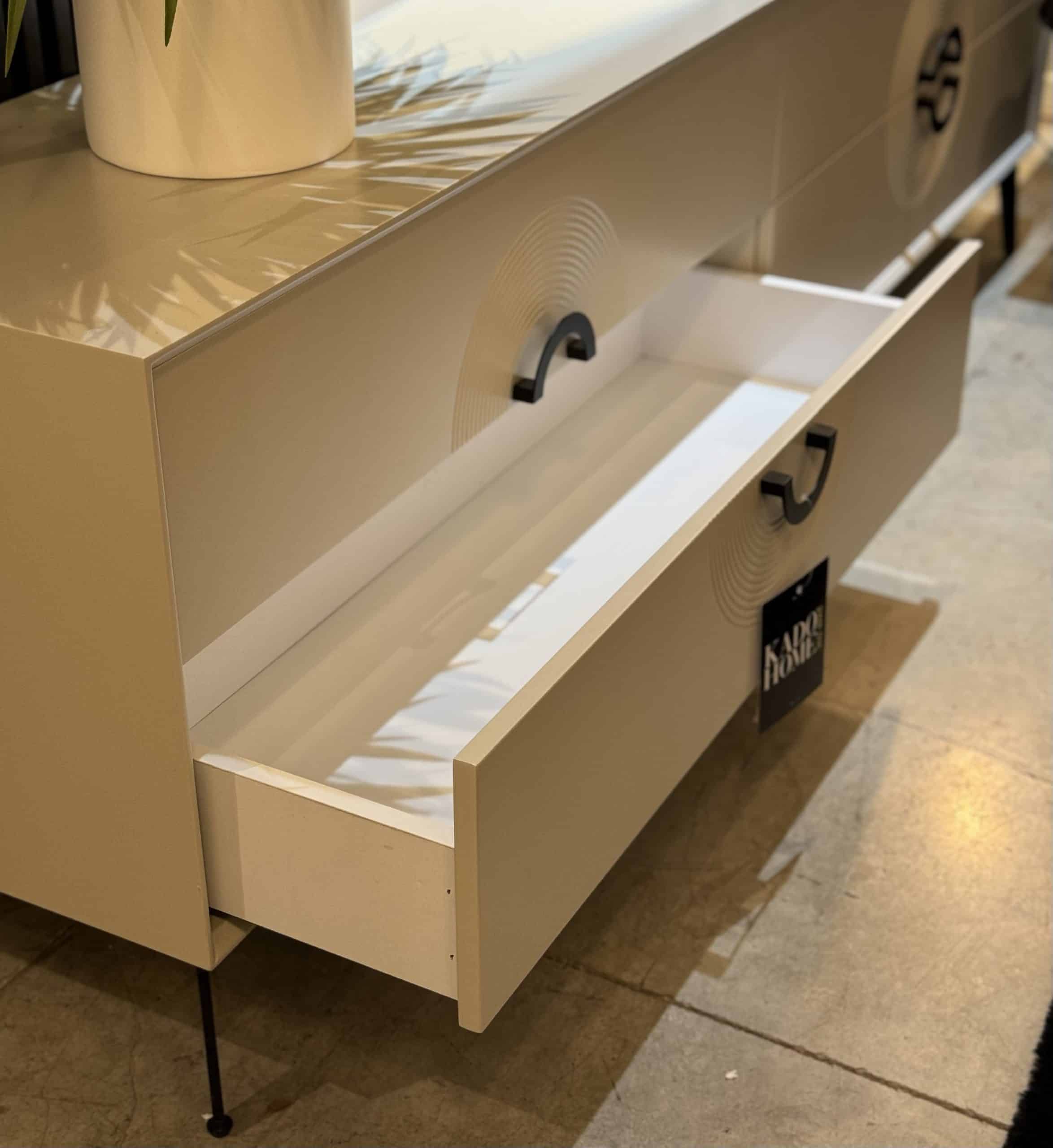 מזנון דגם קאי | בעיצוב אישי מזנון דגם קאי | בעיצוב אישי