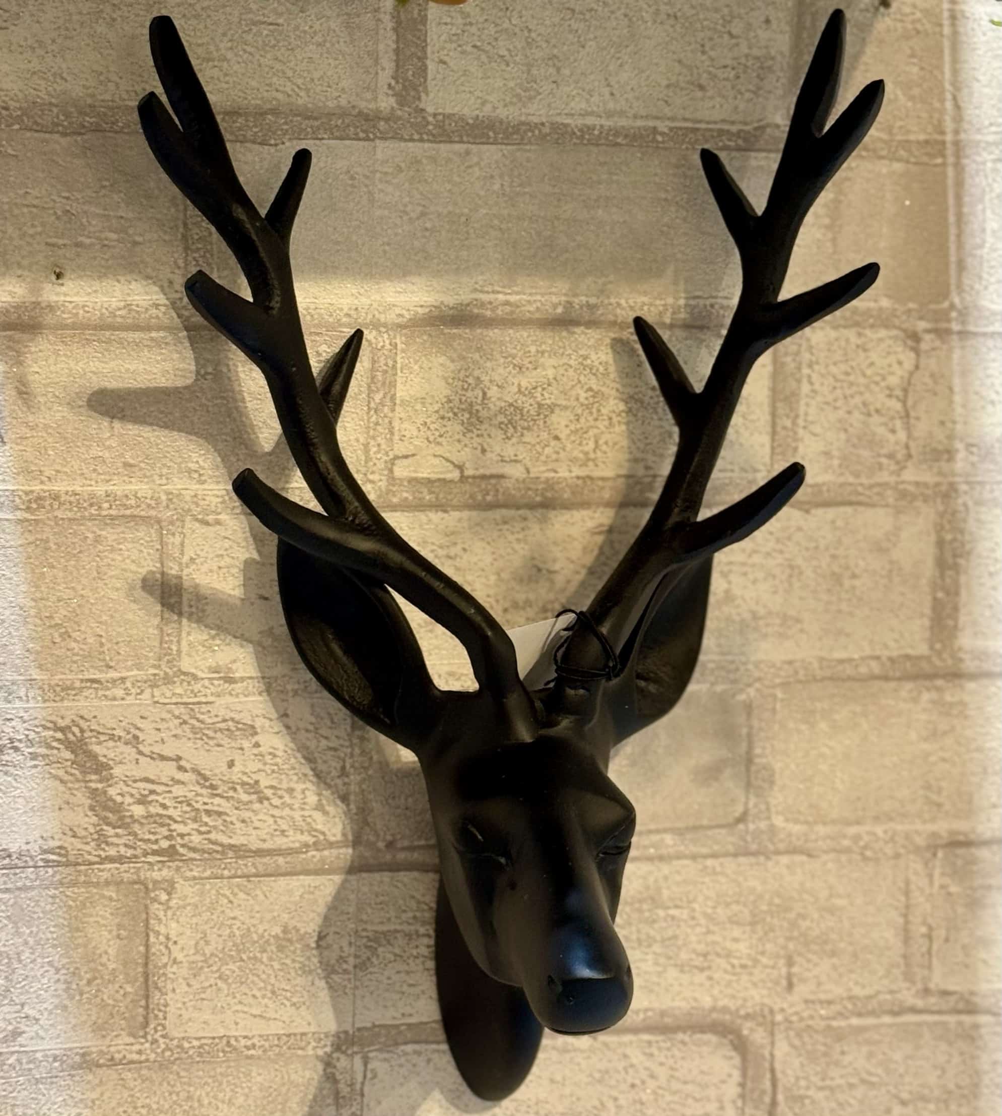 פסל אייל תליה קיר קטן שחור דגם ווארסי