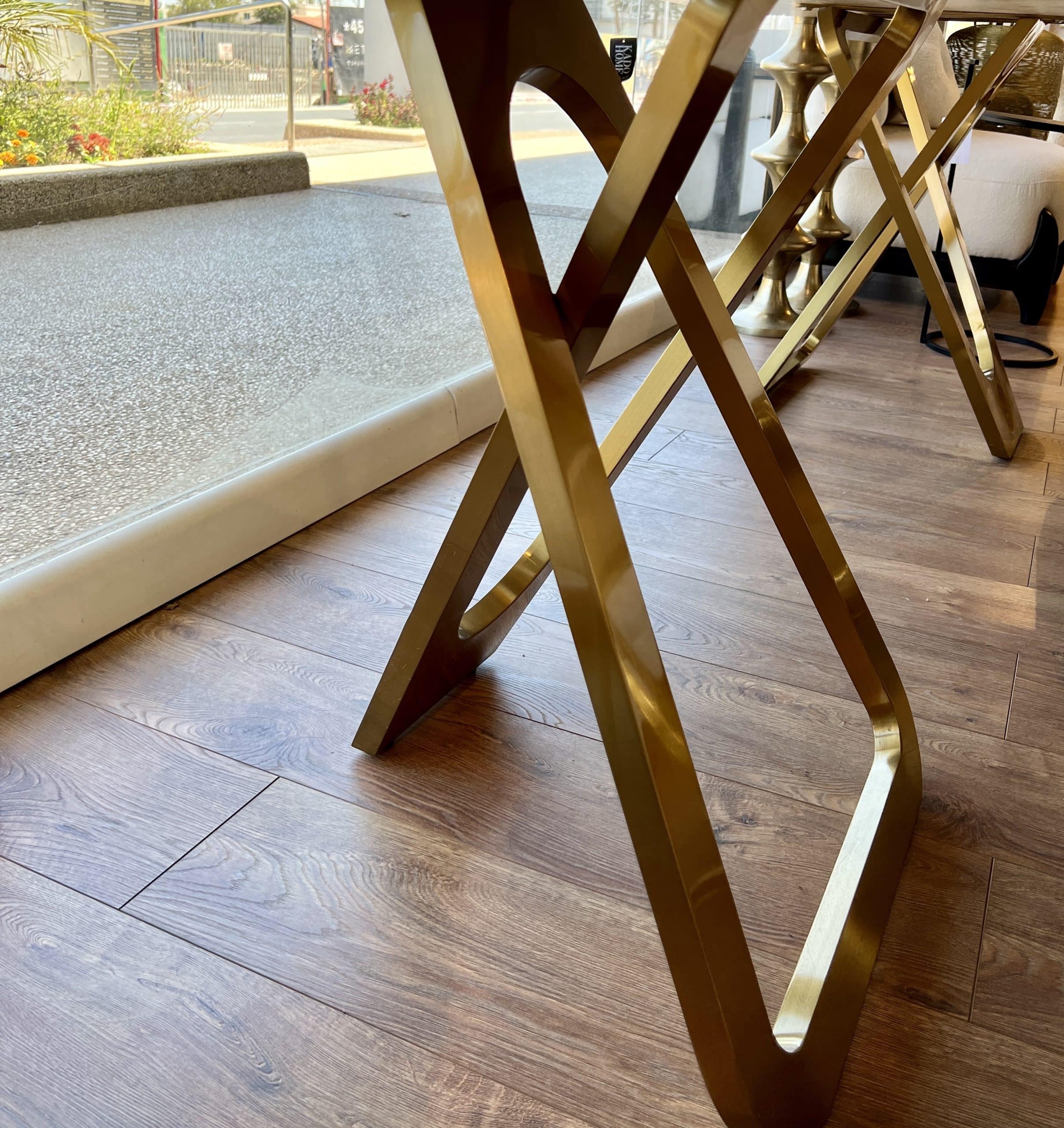 שולחן אוכל מלבן רגליים זהב דגם מרבל קימי