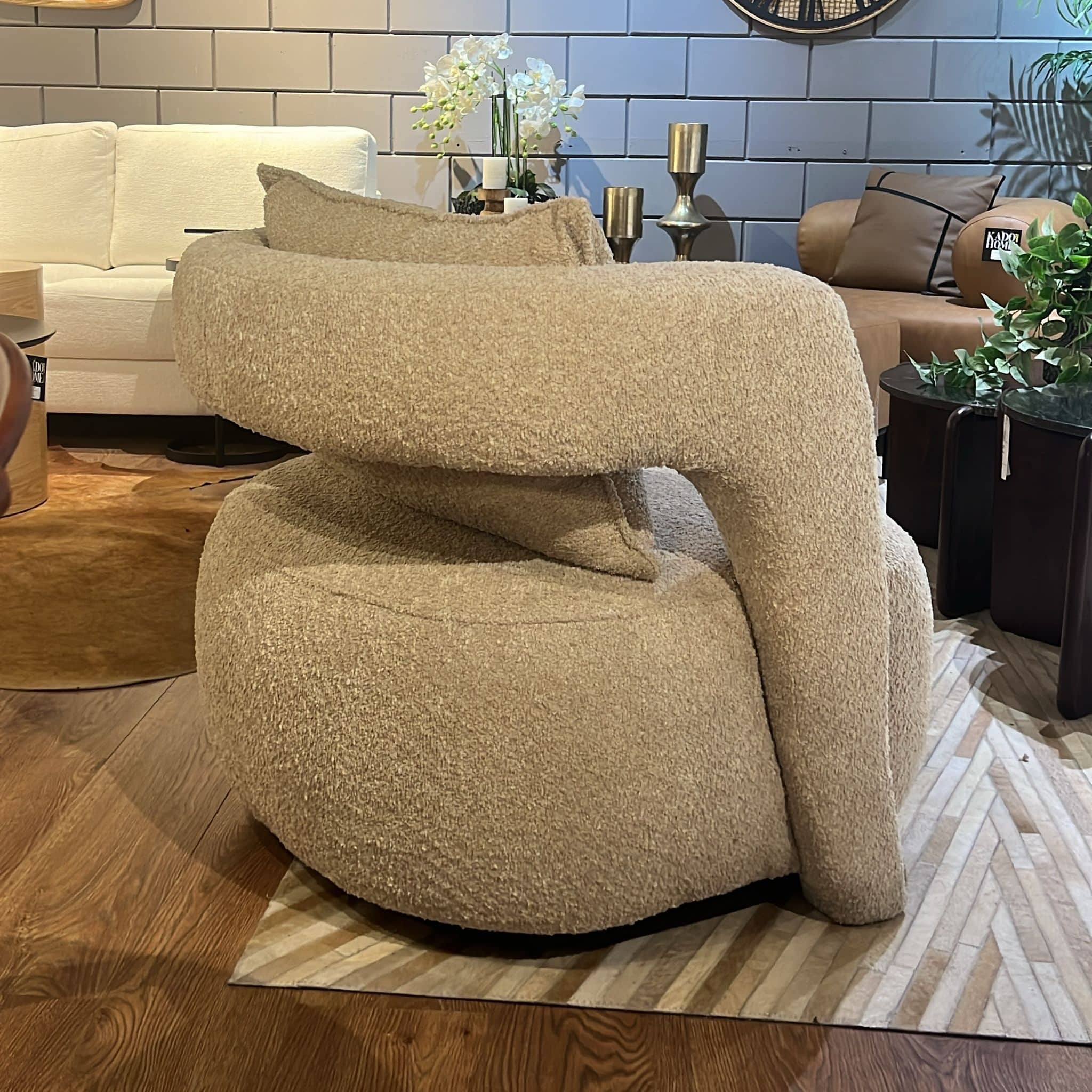 כורסא מעוצבת דגם אלפנט כורסא מעוצבת דגם אלפנט