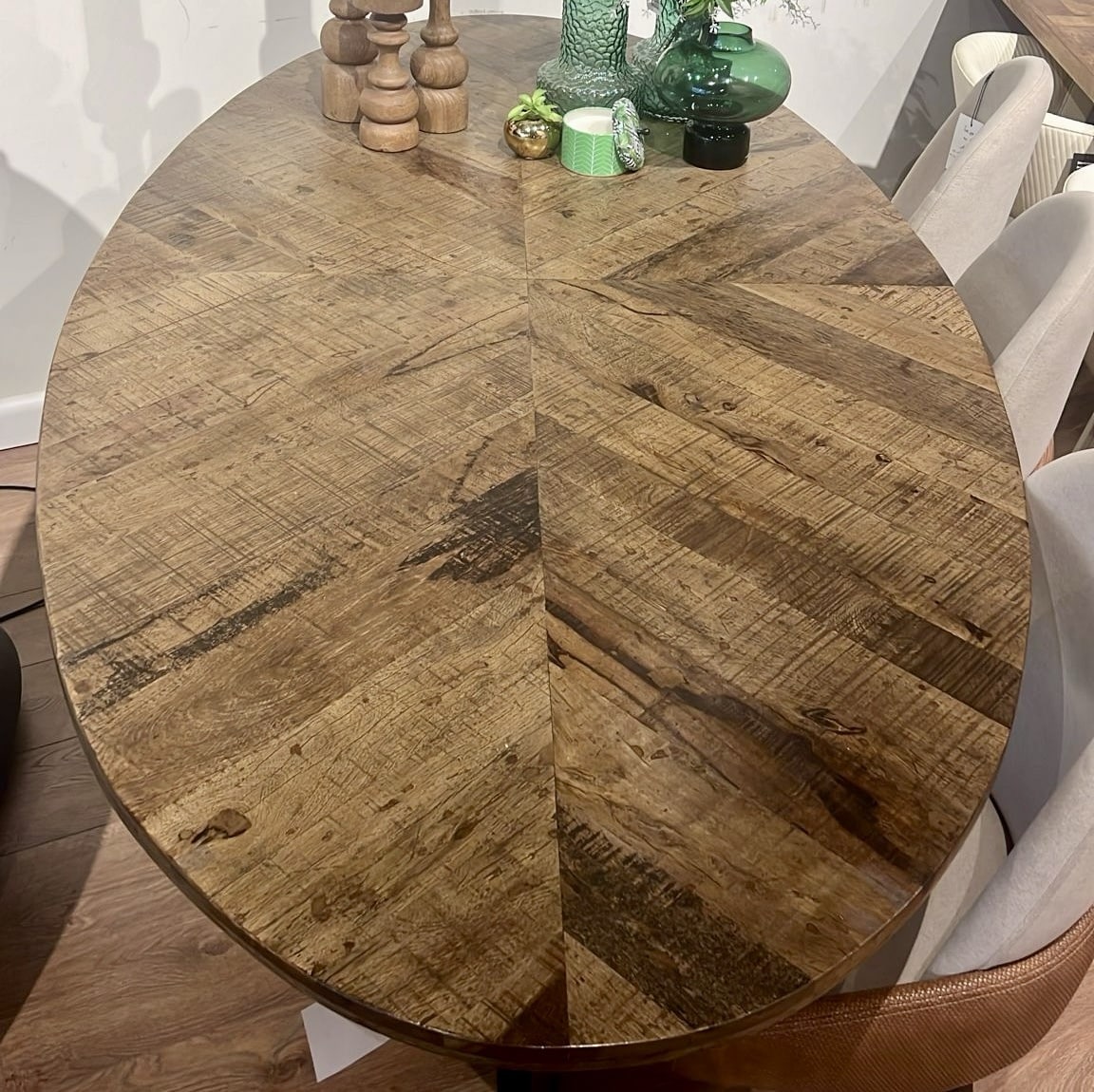 שולחן אוכל עץ אובאלי דגם דאלי ייבוא - חיסול! שולחן אוכל עץ אובאלי דגם דאלי ייבוא - חיסול!