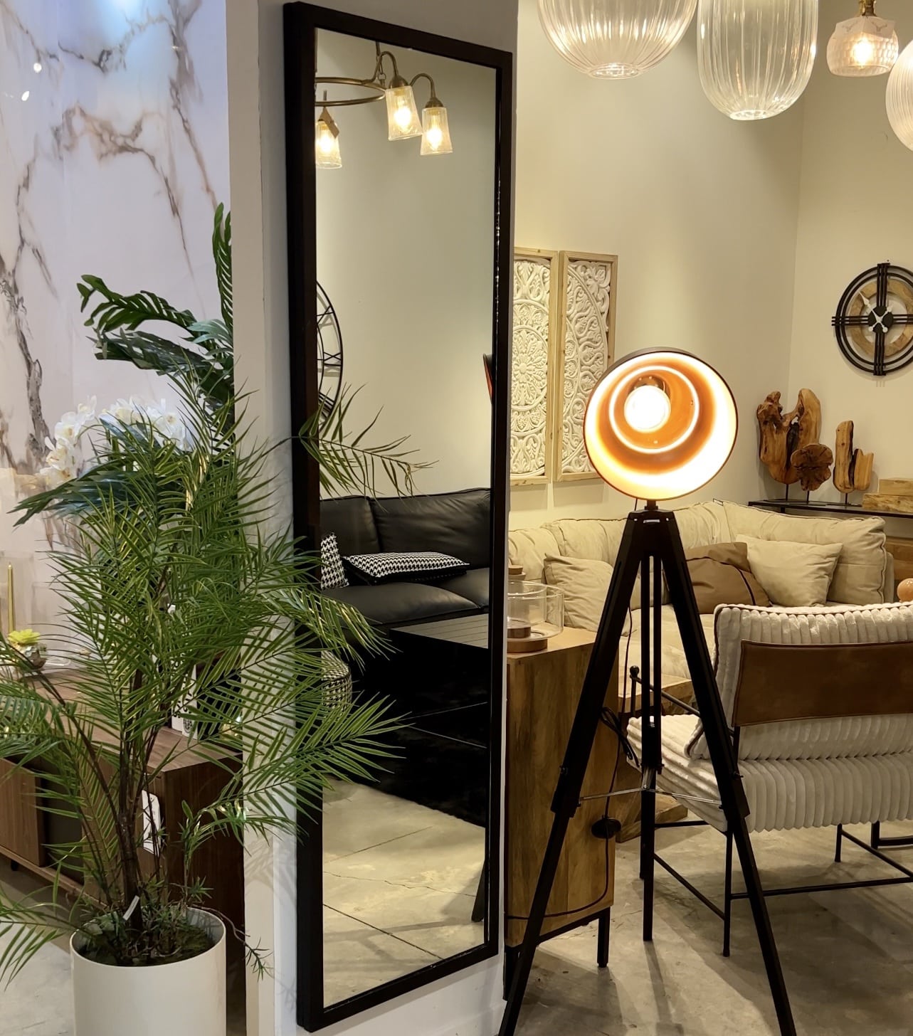 מראה נפתחת כיסוי ארון חשמל