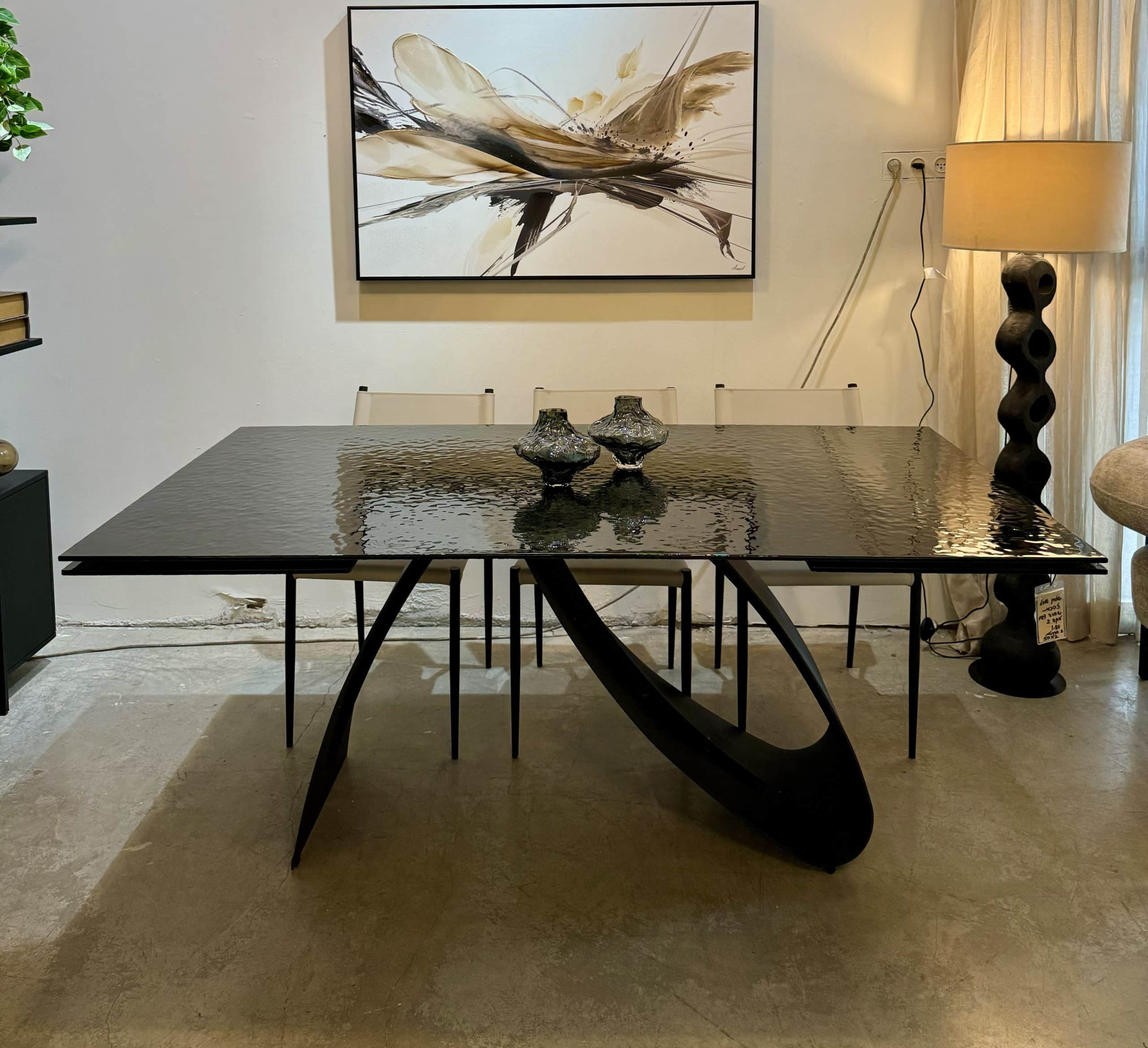 שולחן פינת אוכל זכוכית שחורה דגם לוקה שולחן פינת אוכל זכוכית שחורה דגם לוקה