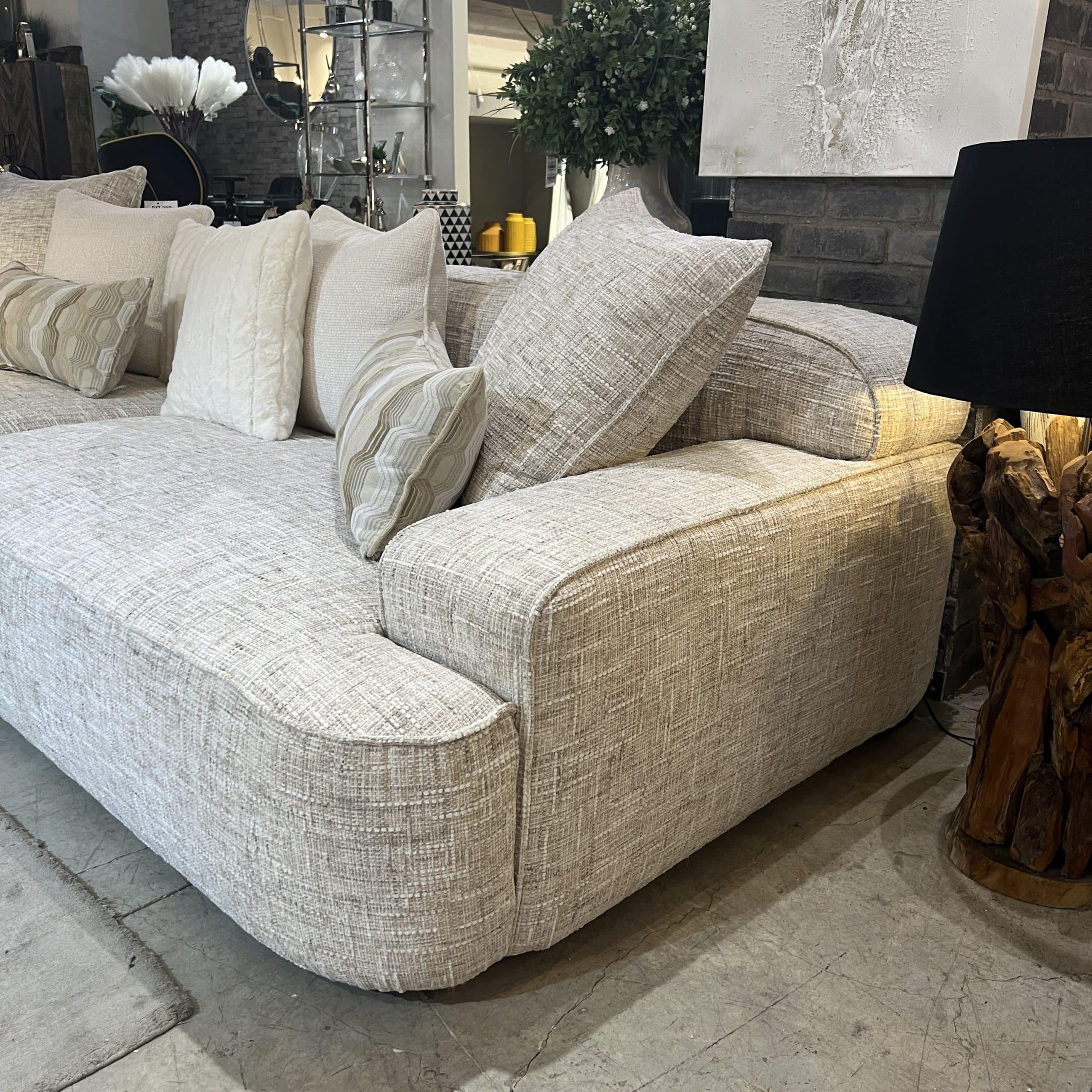 ספה קלאסית לסלון דגם ליזה ספה קלאסית לסלון דגם ליזה