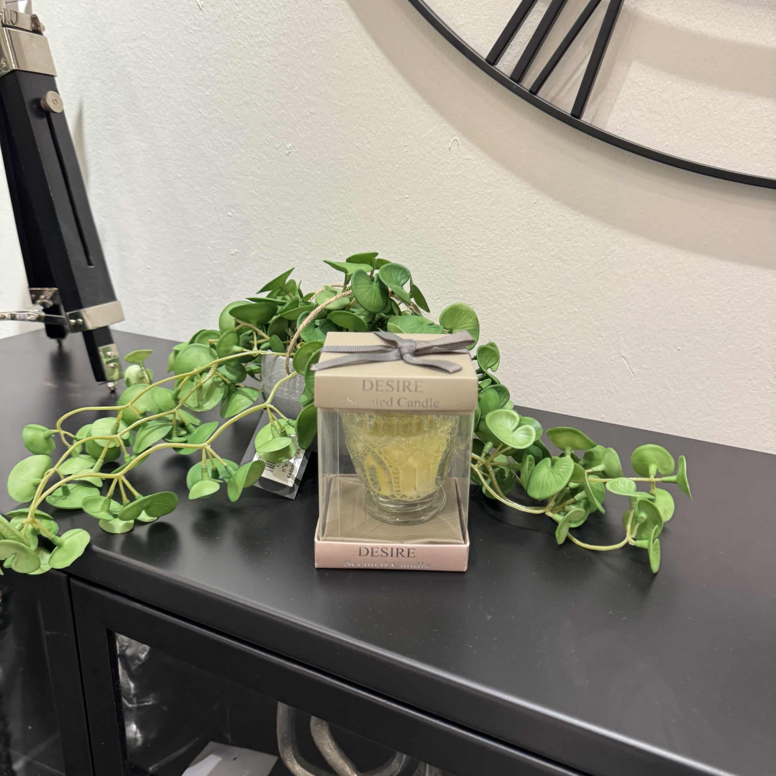 נר בכלי זכוכית עגול נר בכלי זכוכית עגול