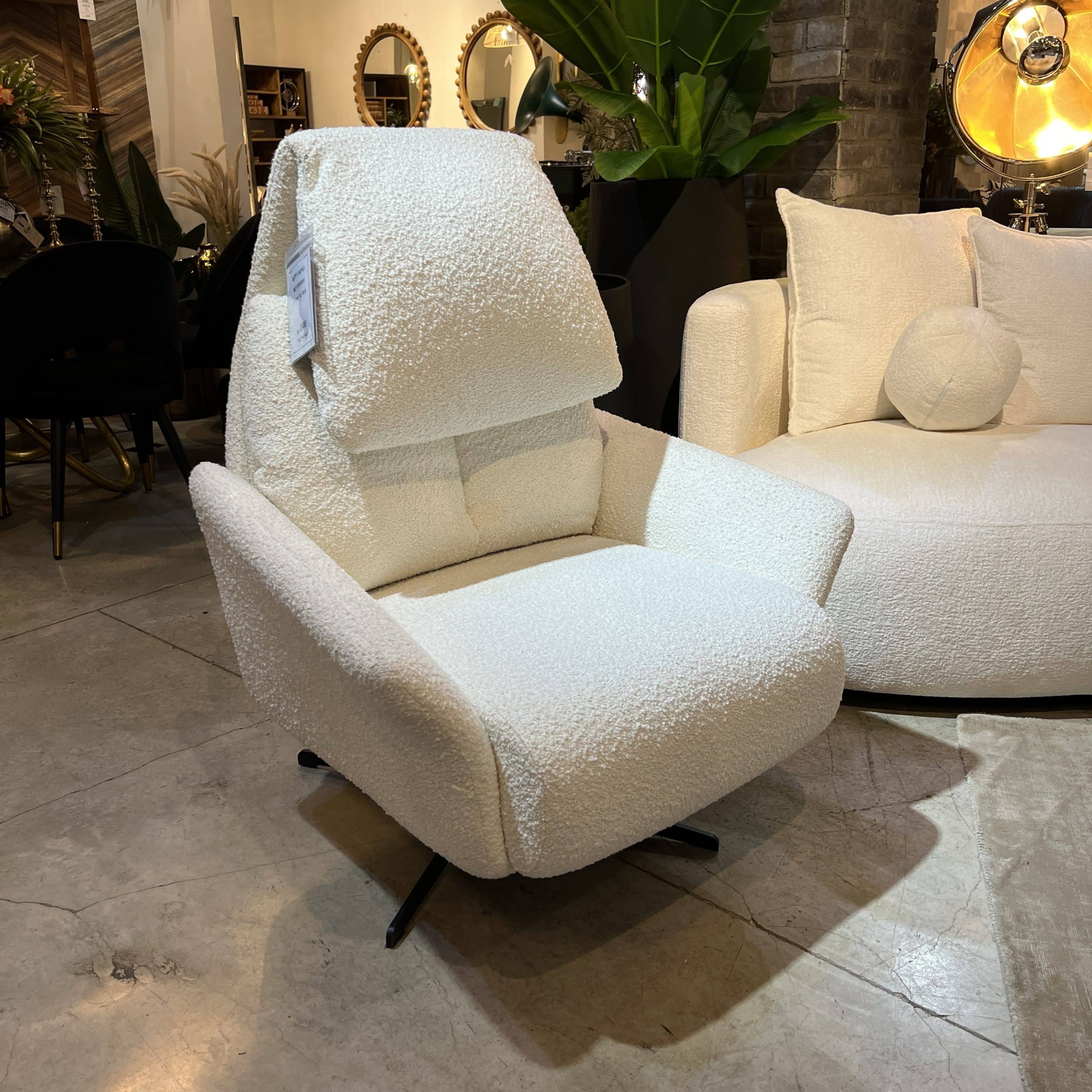 כורסא מעוצבת נפתחת רילקס דגם קימי בד בוקלה שמנת כורסא מעוצבת נפתחת רילקס דגם קימי בד בוקלה שמנת