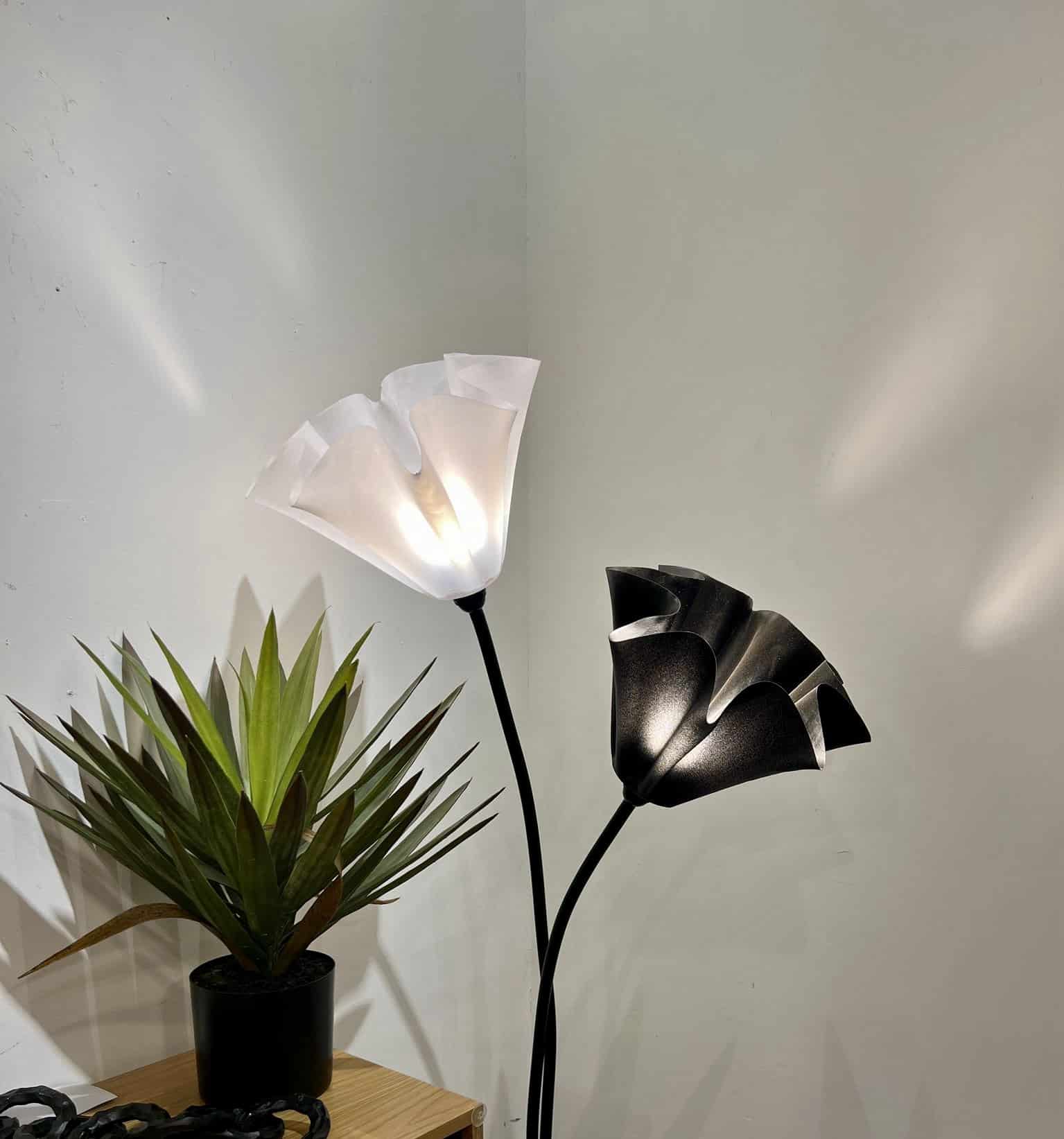 מנורת פרחים 2 קנים