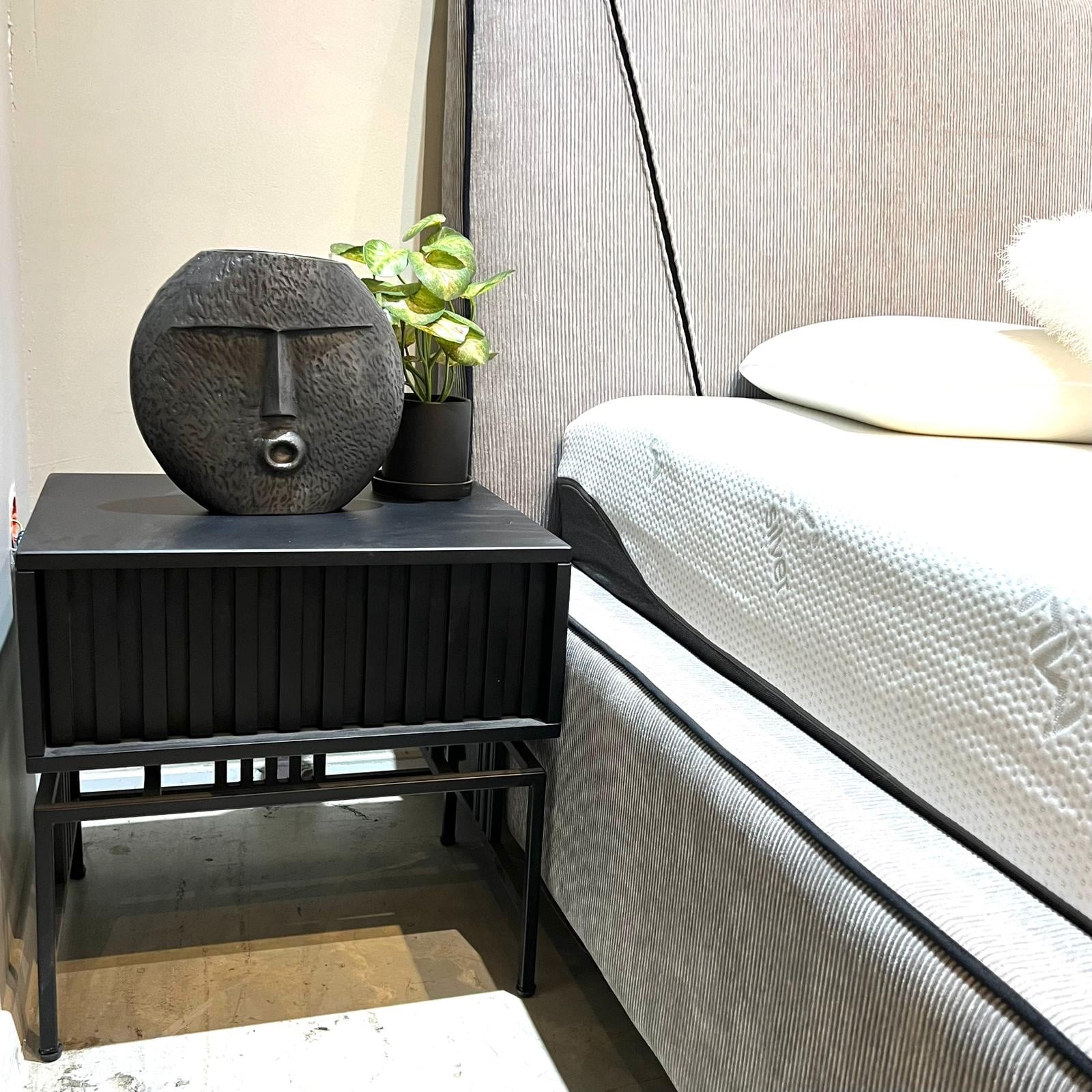 שידת צד דגם הדס שידת צד דגם הדס