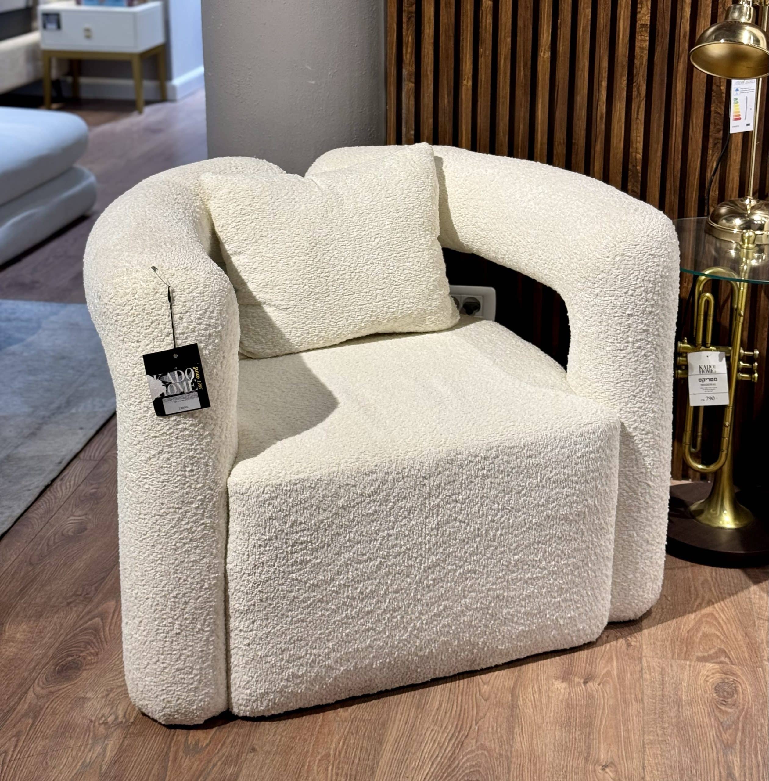 כורסא מודרנית דגם יערה כורסא מודרנית דגם יערה