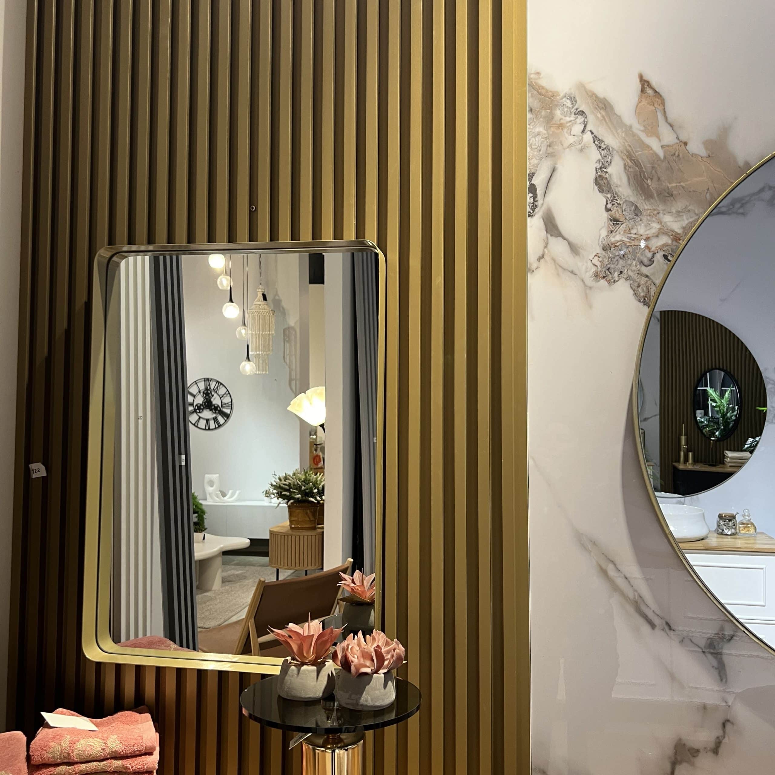 חיפוי קיר פסים פולימרי גוון זהב - חיסול!! חיפוי קיר פסים פולימרי גוון זהב - חיסול!!