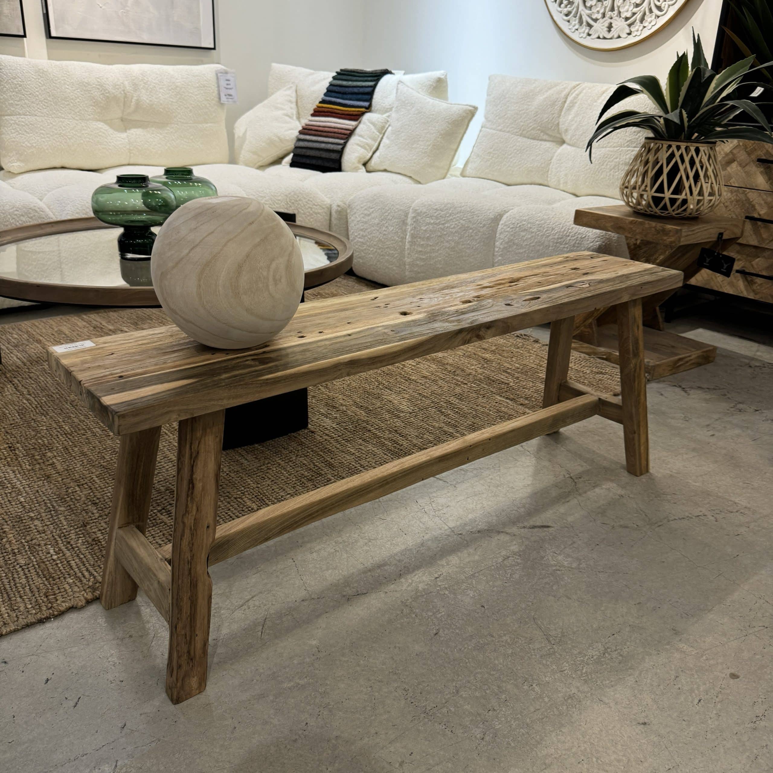 ספסל עץ דגם חרוב