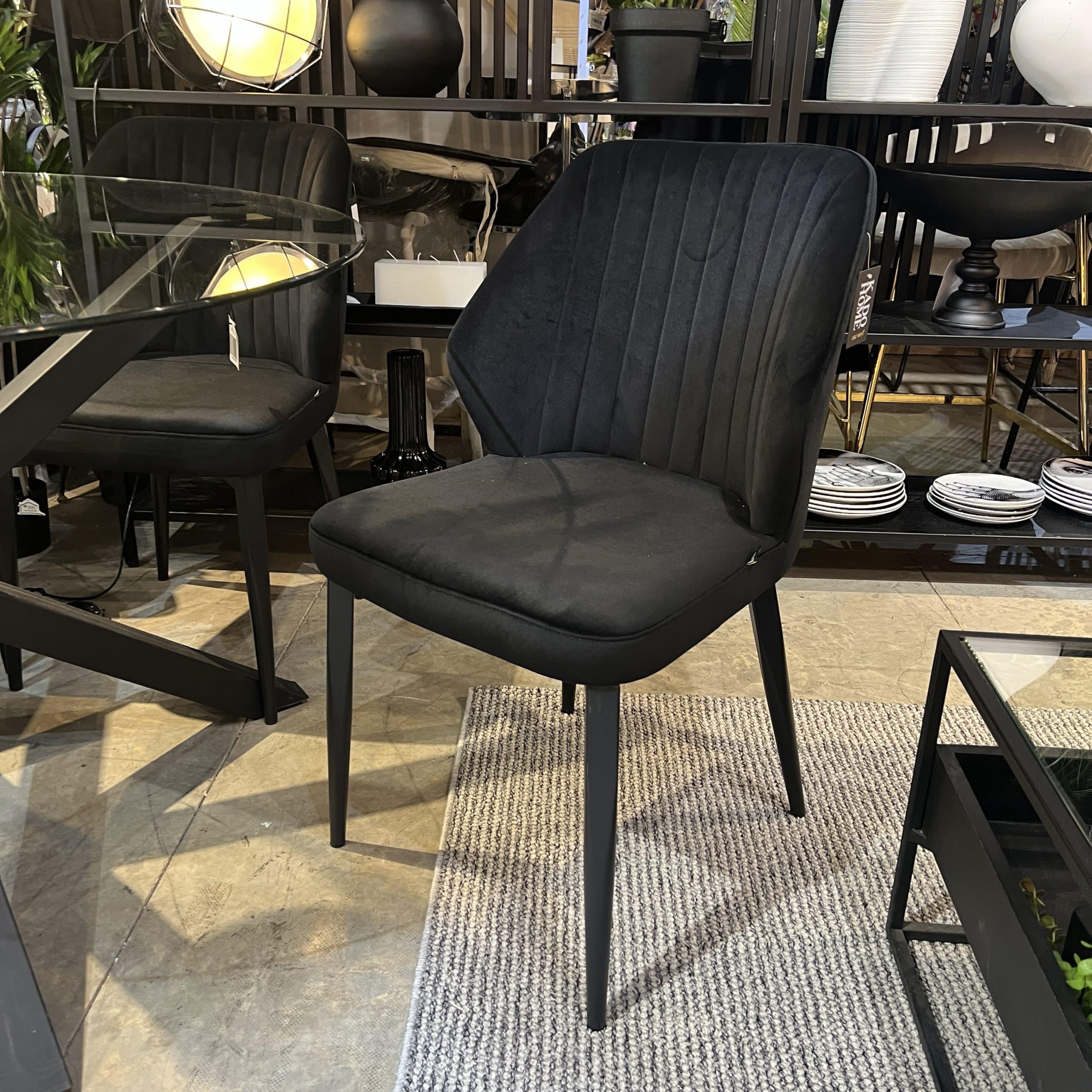 כיסא קטיפה שחור דגם 7031 | חיסול מלאי אחרונים!