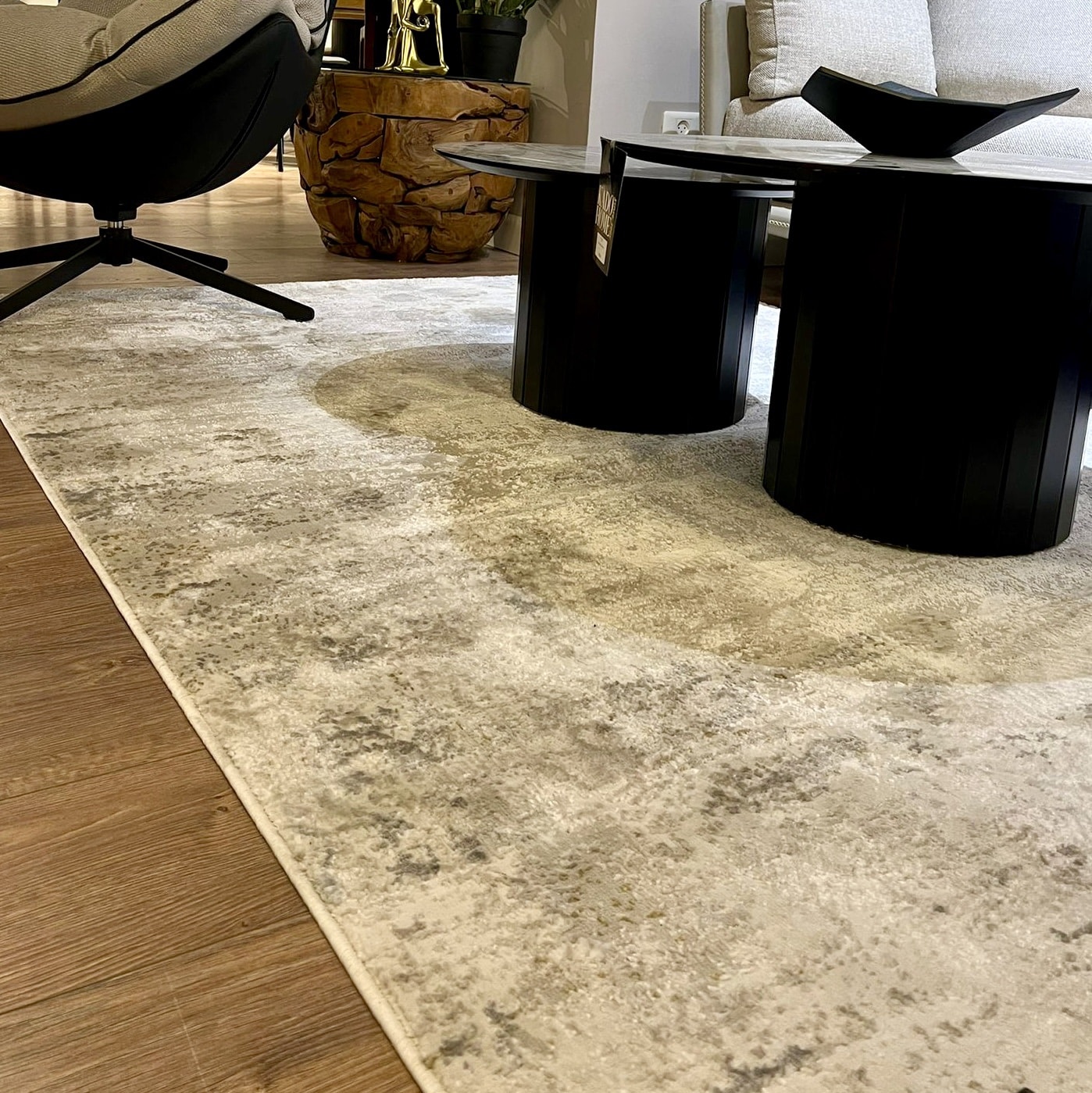 שטיח יוקרה קרם אפור מעונן דגם אודסה