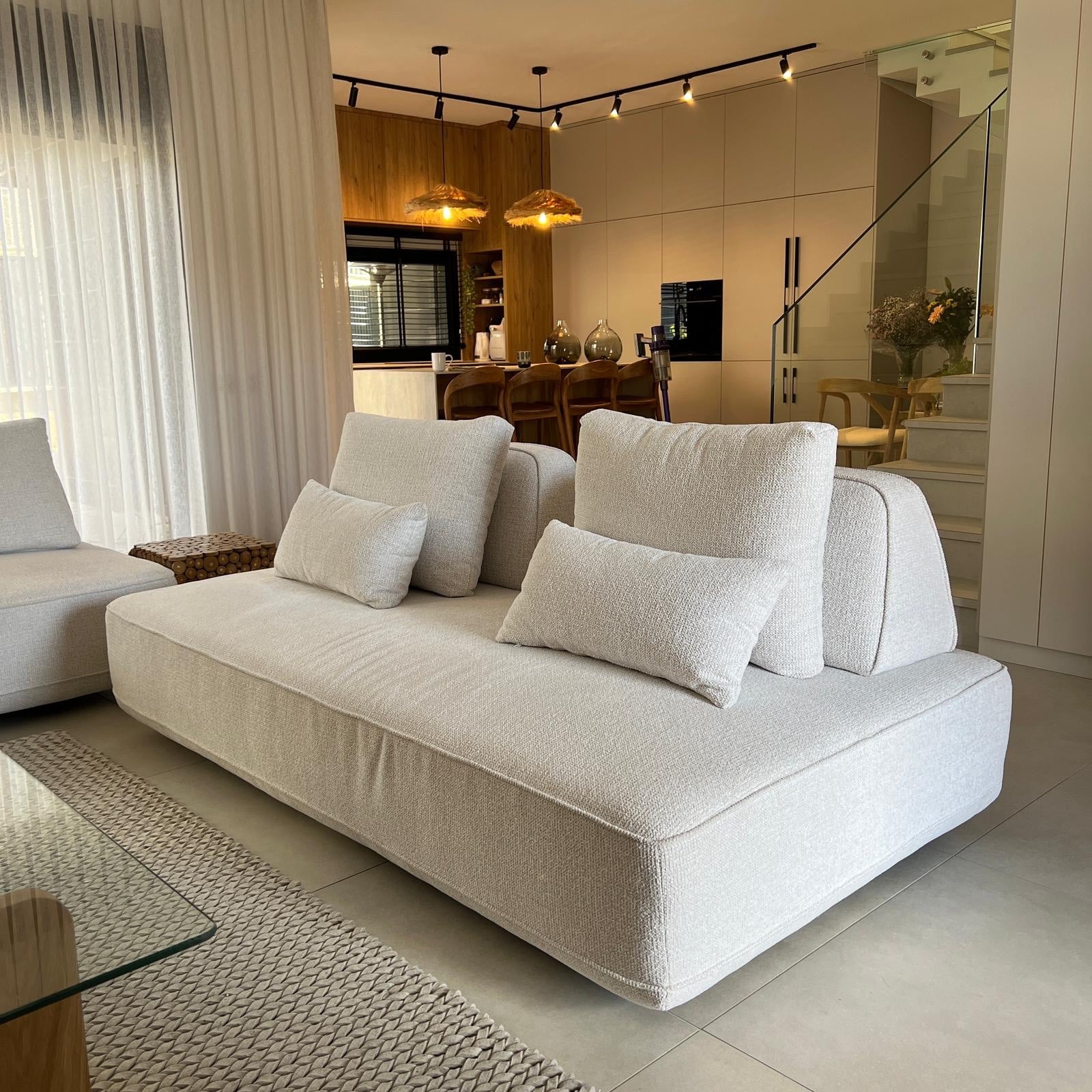 ספה מודולרית פינתית בד אריג שמנת דגם מייסון - עיצוב אישי ספה מודולרית פינתית בד אריג שמנת דגם מייסון - עיצוב אישי