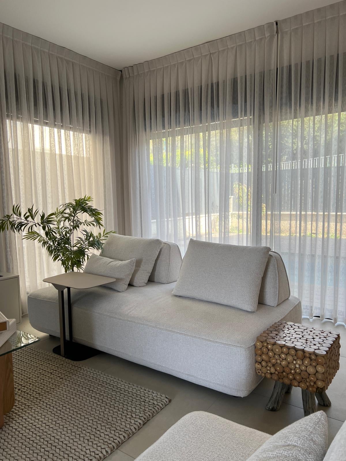 ספה מודולרית פינתית בד אריג שמנת דגם מייסון - עיצוב אישי ספה מודולרית פינתית בד אריג שמנת דגם מייסון - עיצוב אישי