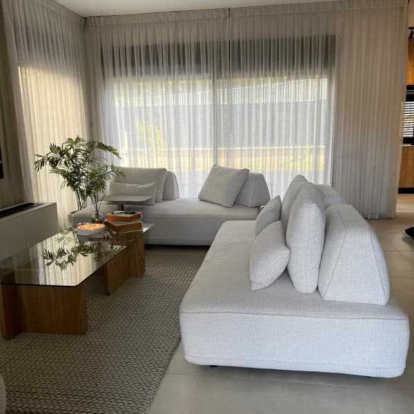 ספה מודולרית פינתית בד אריג שמנת דגם מייסון - עיצוב אישי