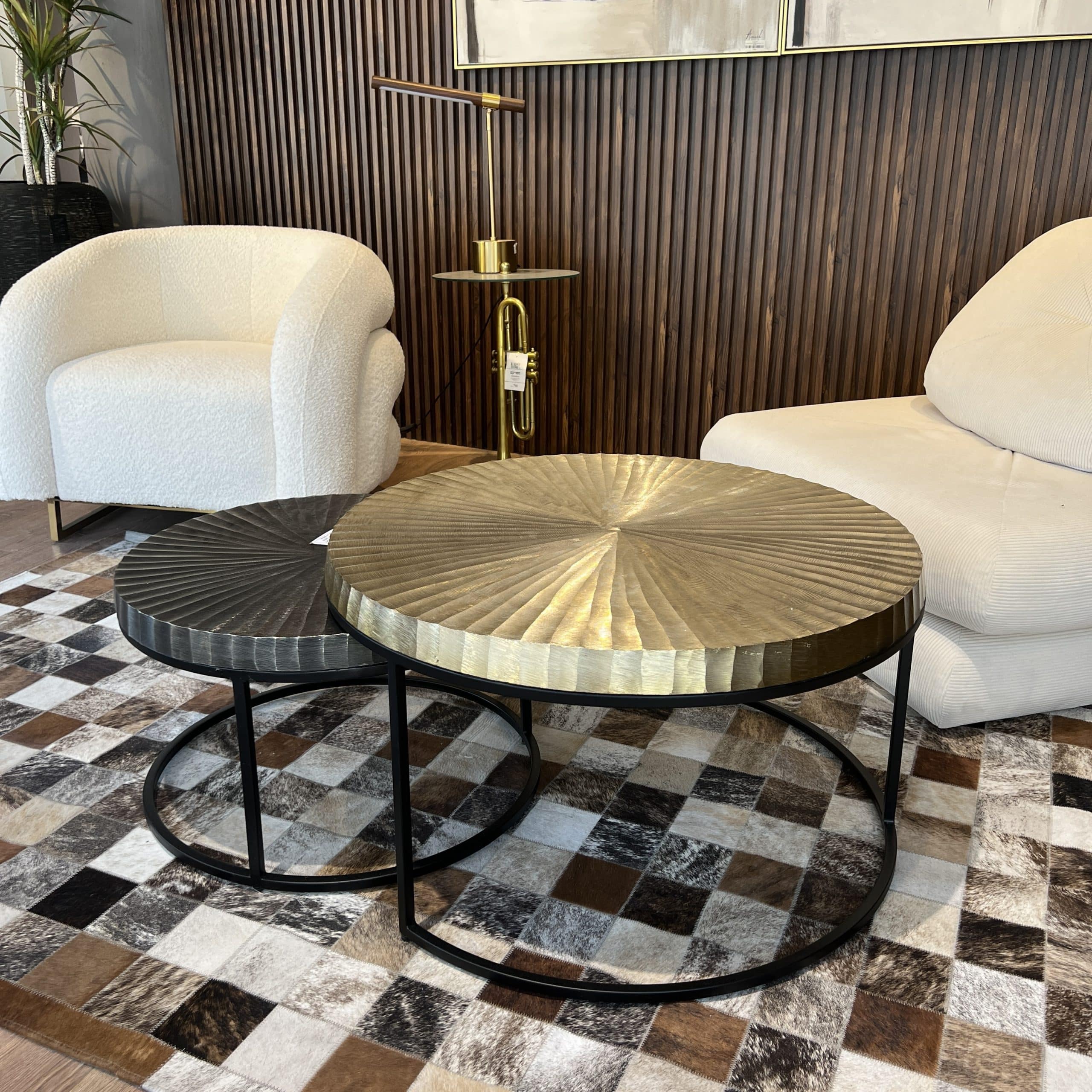 זוג שולחנות לסלון עגולים בראס דגם גולי זוג שולחנות לסלון עגולים בראס דגם גולי