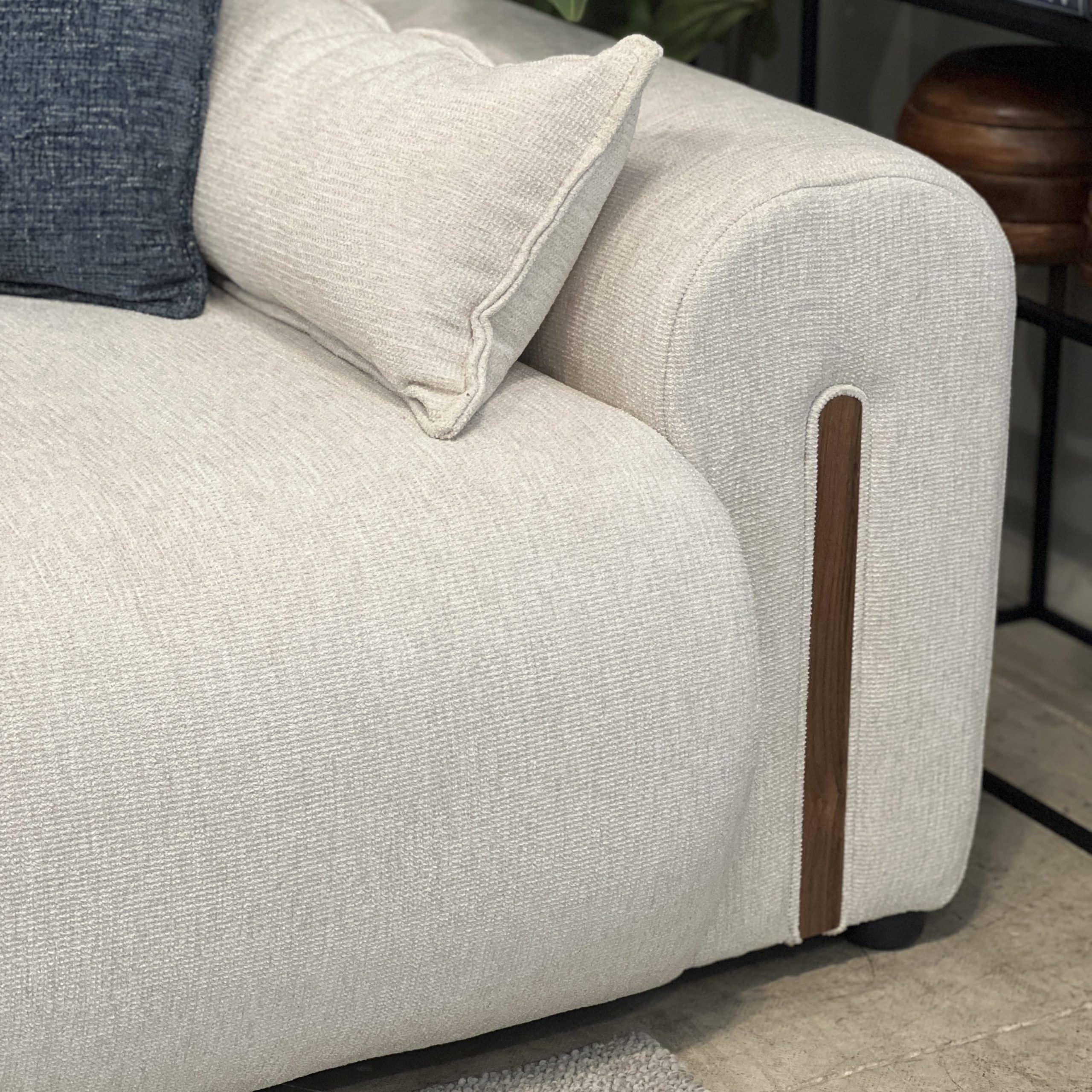 ספה ייחודית דגם ריבר ספה ייחודית דגם ריבר