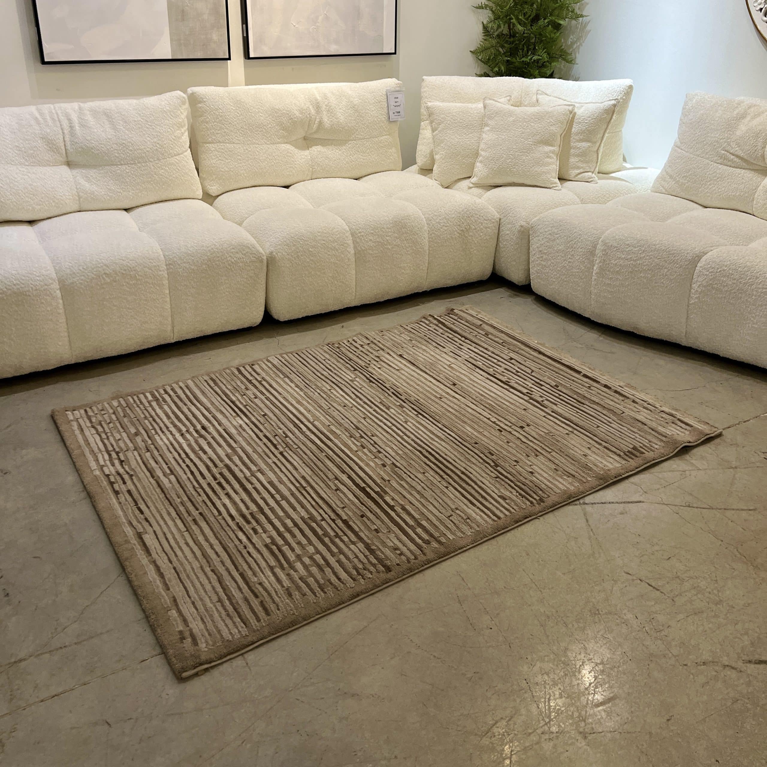 שטיח פסים חום עם מסגרת דגם סנסה