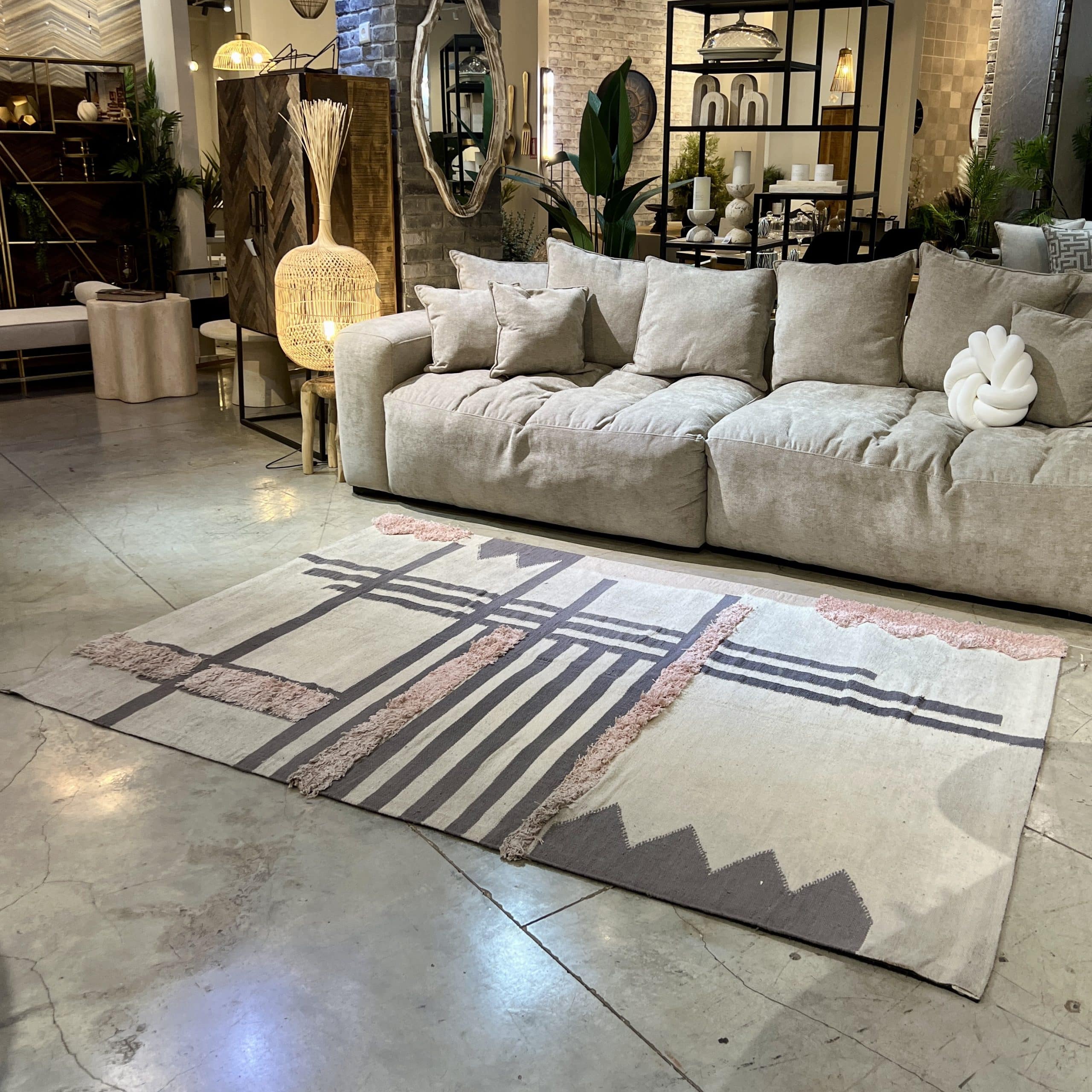 שטיח צורות בוהו שיק צבעוני דגם לורי