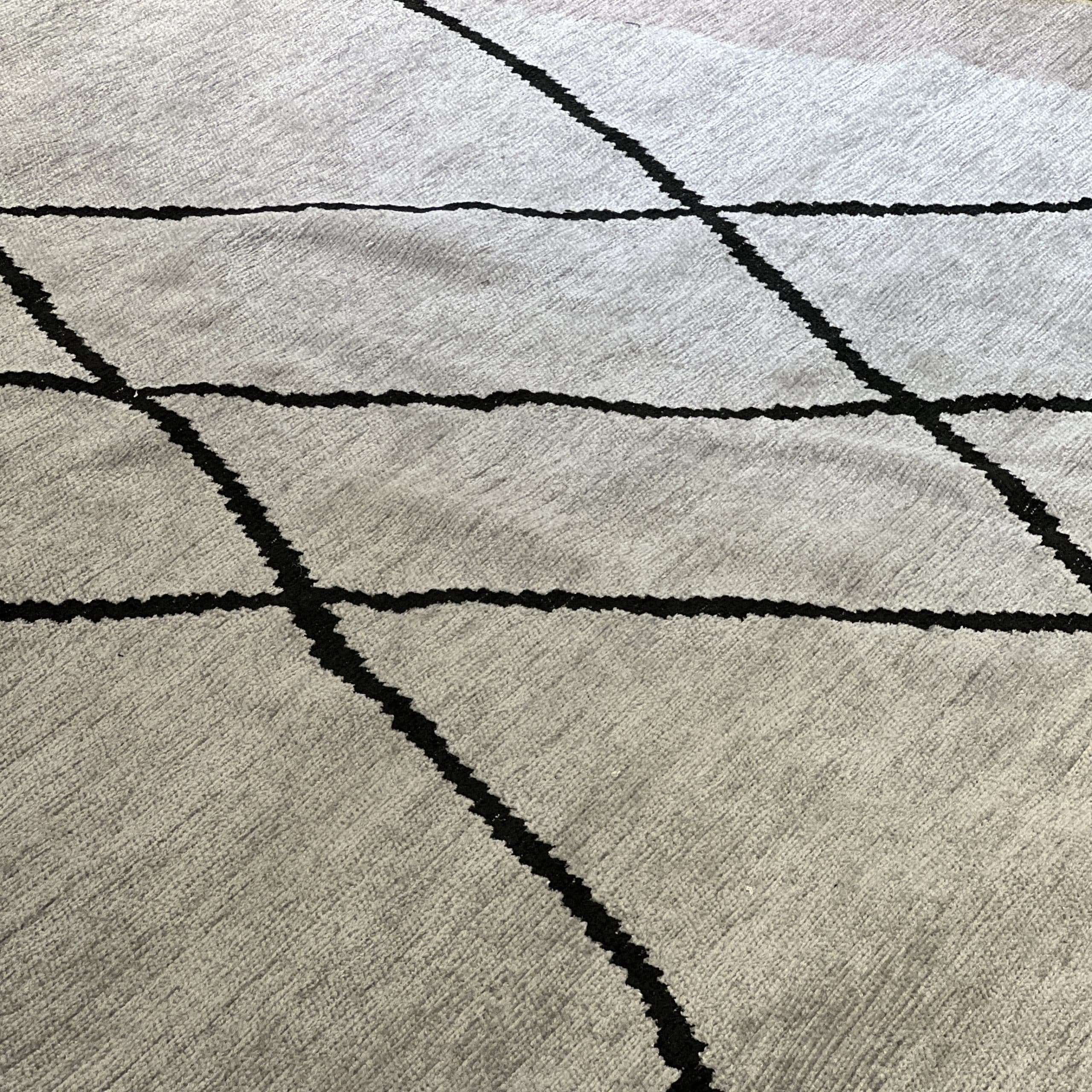 שטיח בוהו אפור פרנזים אריגה משולבת דגם שיקגו