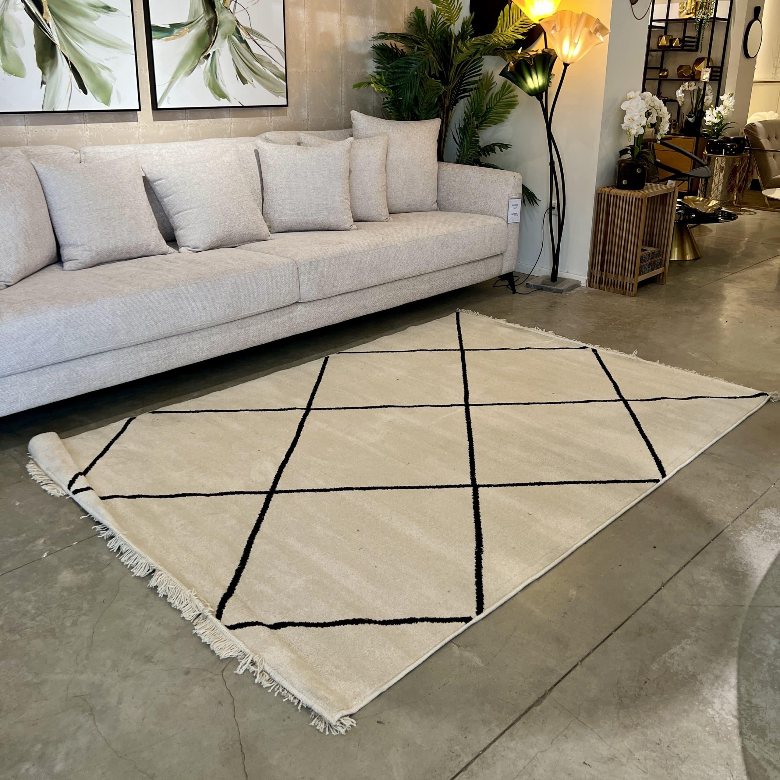 שטיח רך בוהו שיק פרנזים קרם ושחור דגם סידני