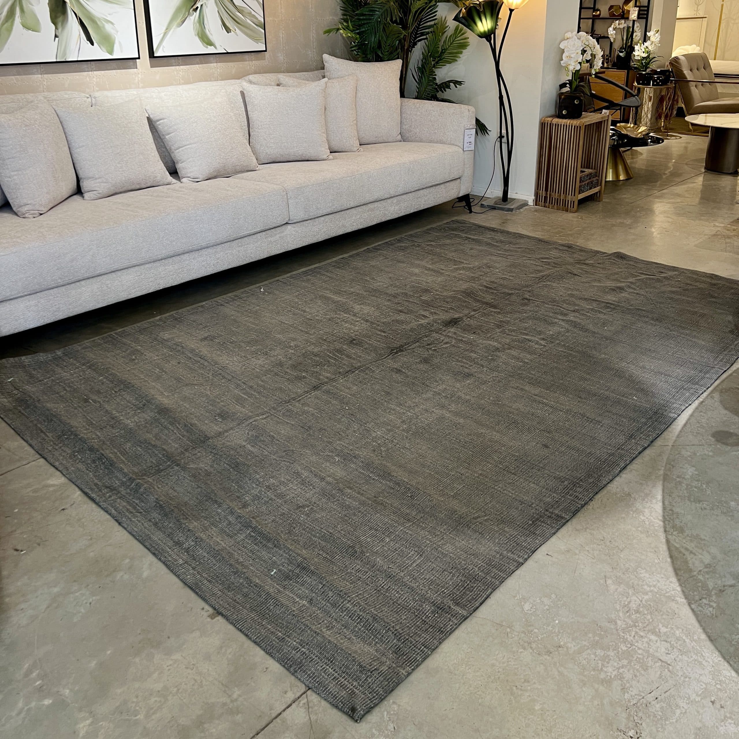 שטיח אפור קלאסי דגם גאלה