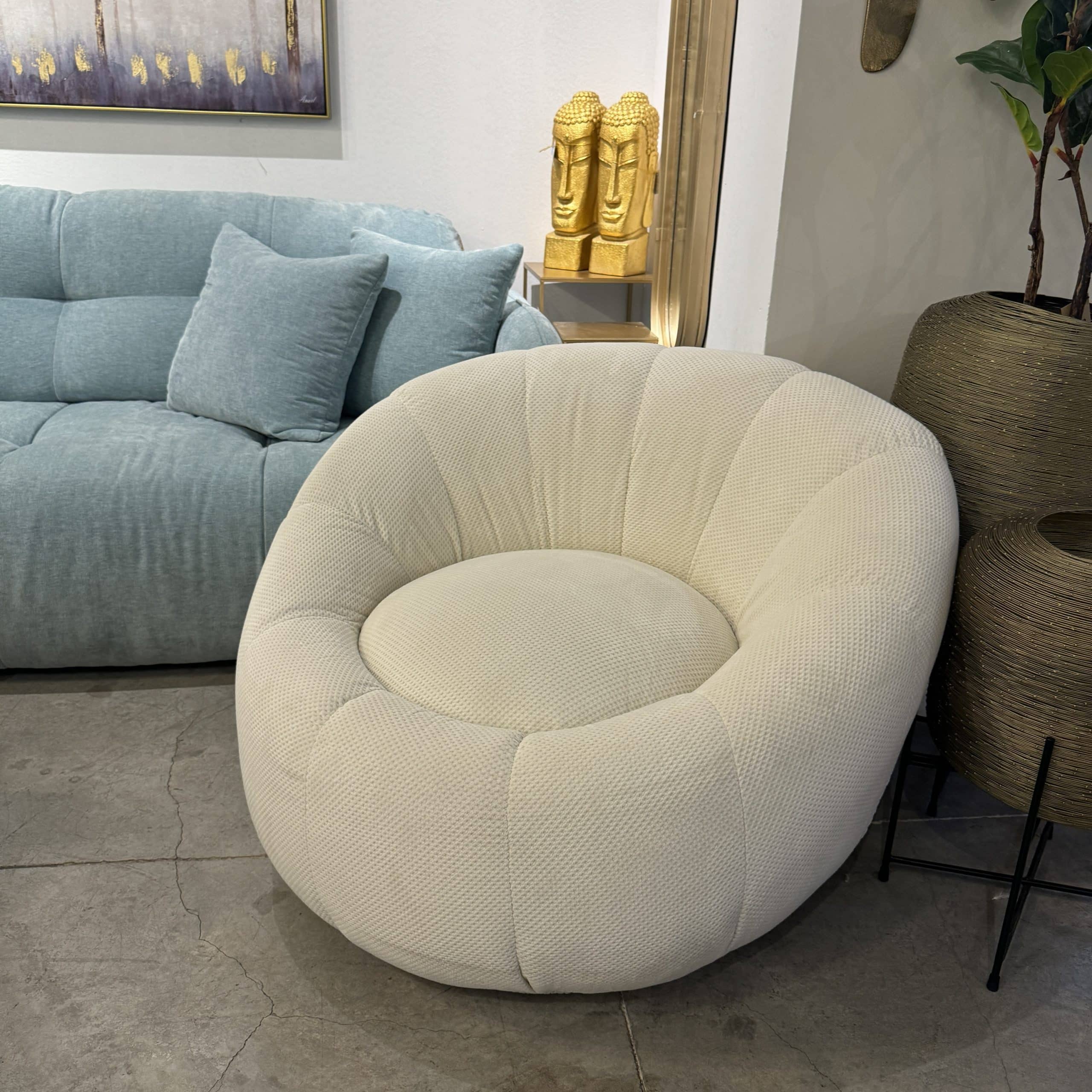 כורסא מעוגלת שמנת דגם ורדה כורסא מעוגלת שמנת דגם ורדה