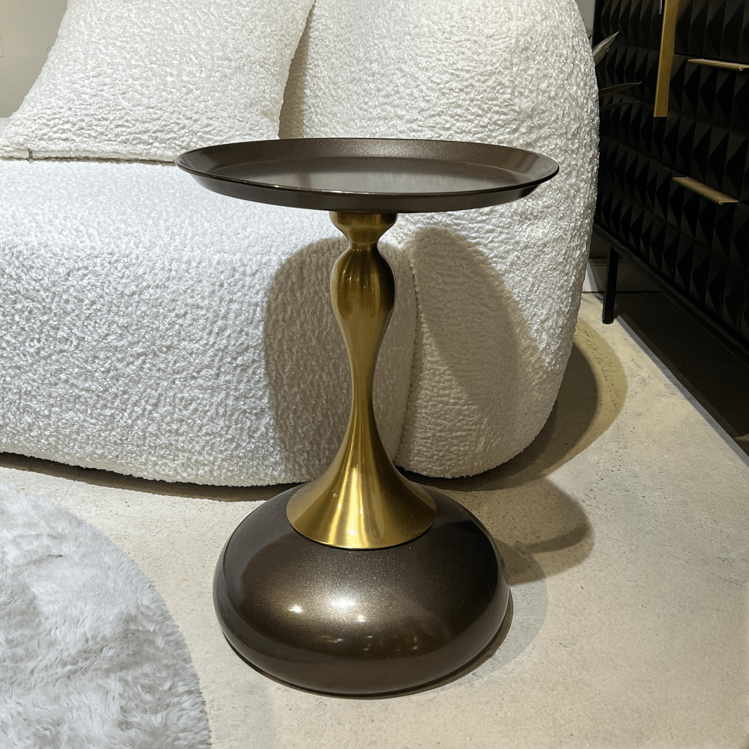 שולחן צד יוקרתי ויולין בראון גולד דגם סופיטל שולחן צד יוקרתי ויולין בראון גולד דגם סופיטל