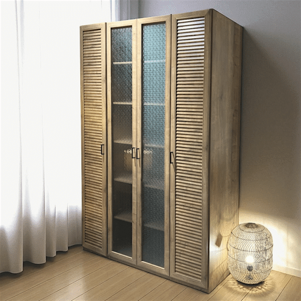 ארון דלתות דגם תריס בתוספת דלתות זכוכית סבתא בעיצוב אישי