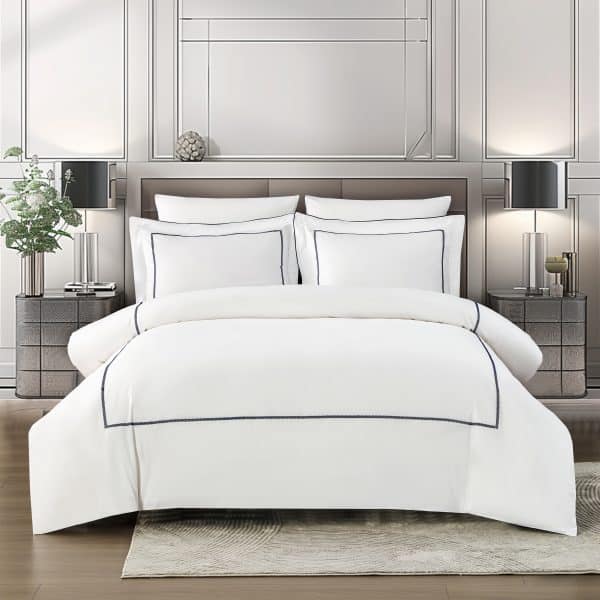 סט מצעים לבן ושחור דגם רויאלטי מאריוט