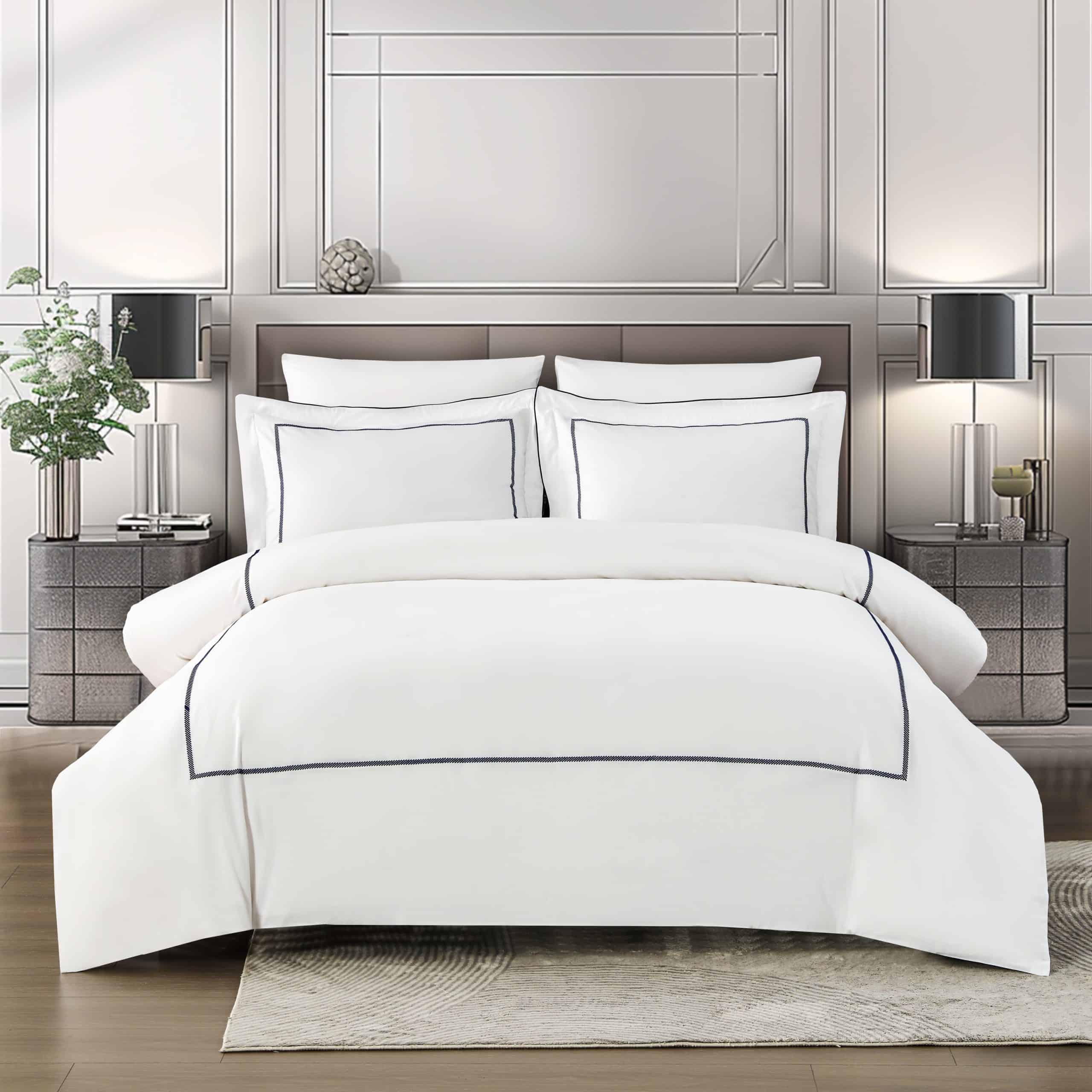 סט מצעים לבן ושחור דגם רויאלטי מאריוט סט מצעים לבן ושחור דגם רויאלטי מאריוט