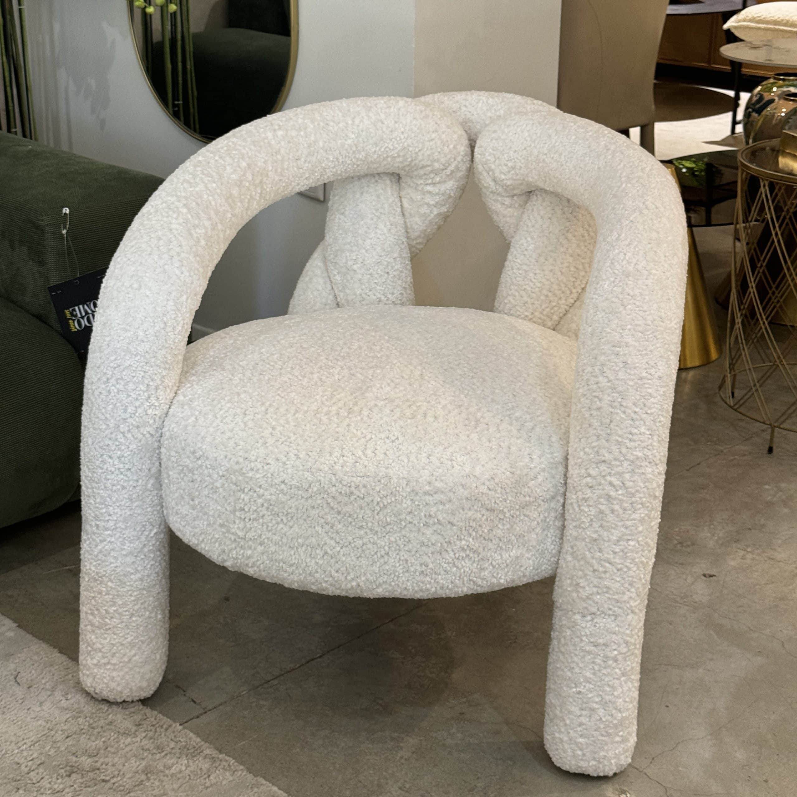 כורסא מודרנית קשר בוקלה שמנת דגם סופיטל- SALE!! כורסא מודרנית קשר בוקלה שמנת דגם סופיטל- SALE!!