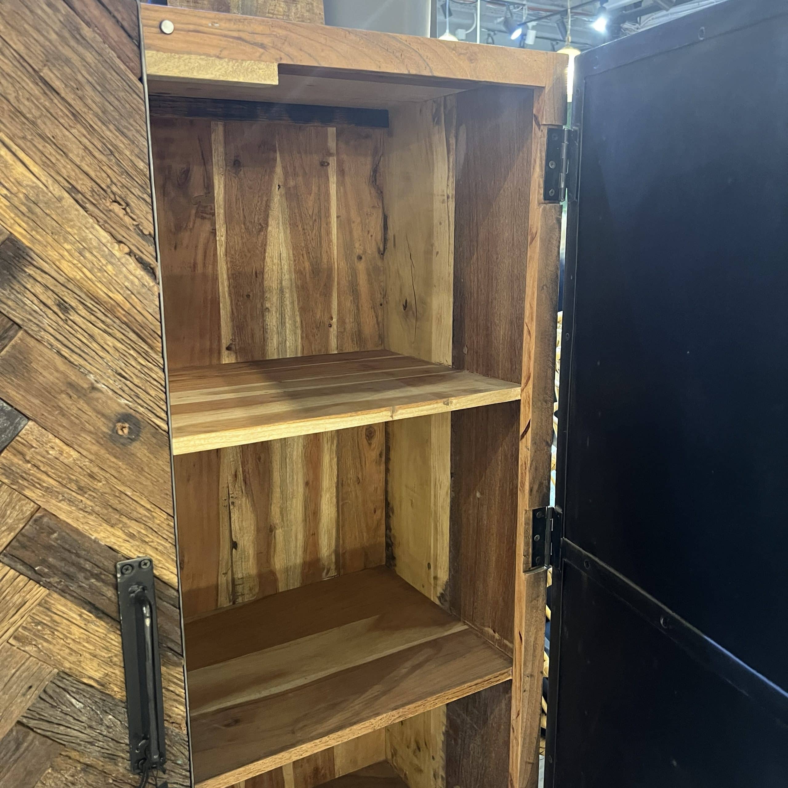 קומודה עץ מלא פישבונד דגם רוי