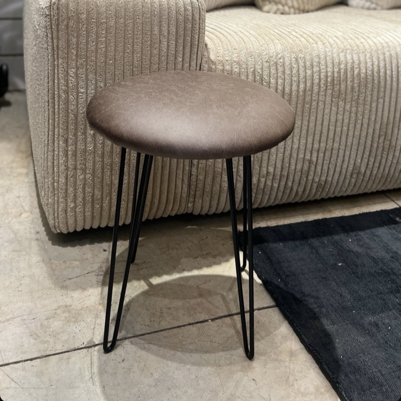 הדום עגול קטן דגם ארט בצבעים