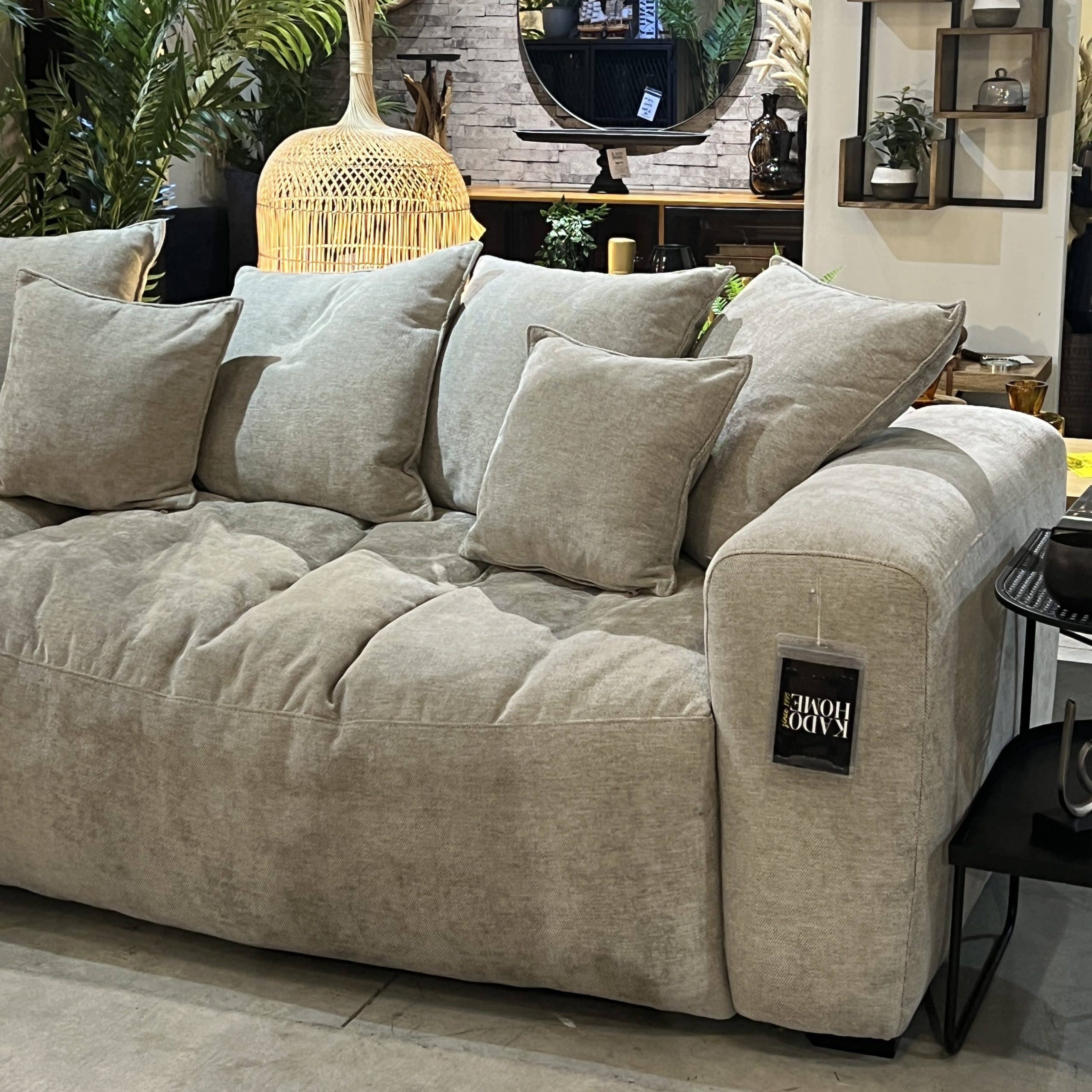 ספה מפנקת דגם סופט שילוב נוצות ספה מפנקת דגם סופט שילוב נוצות